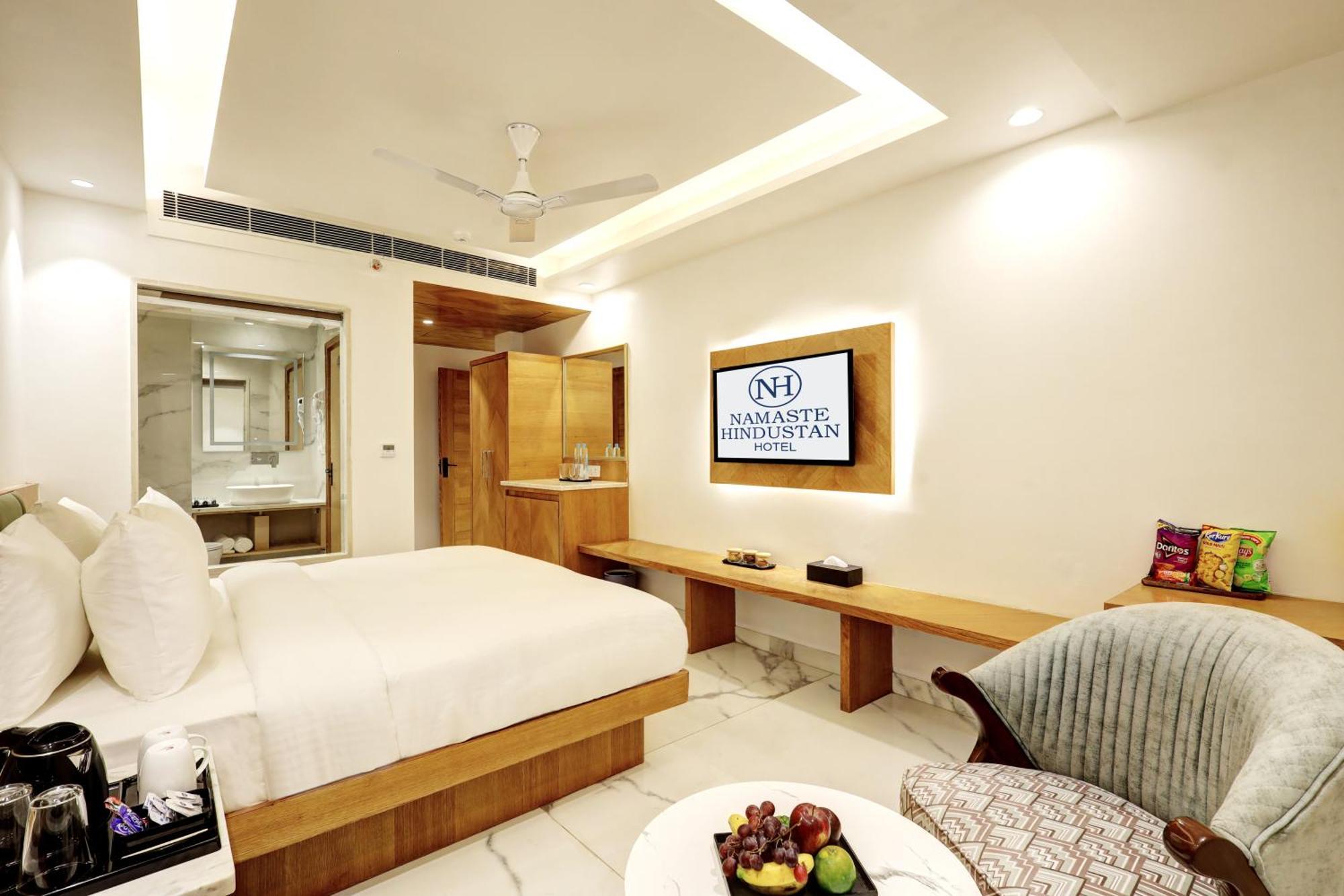Namaste Hindustan Just A Minute Away From Railway Station And Connaught Place Hotel New Delhi