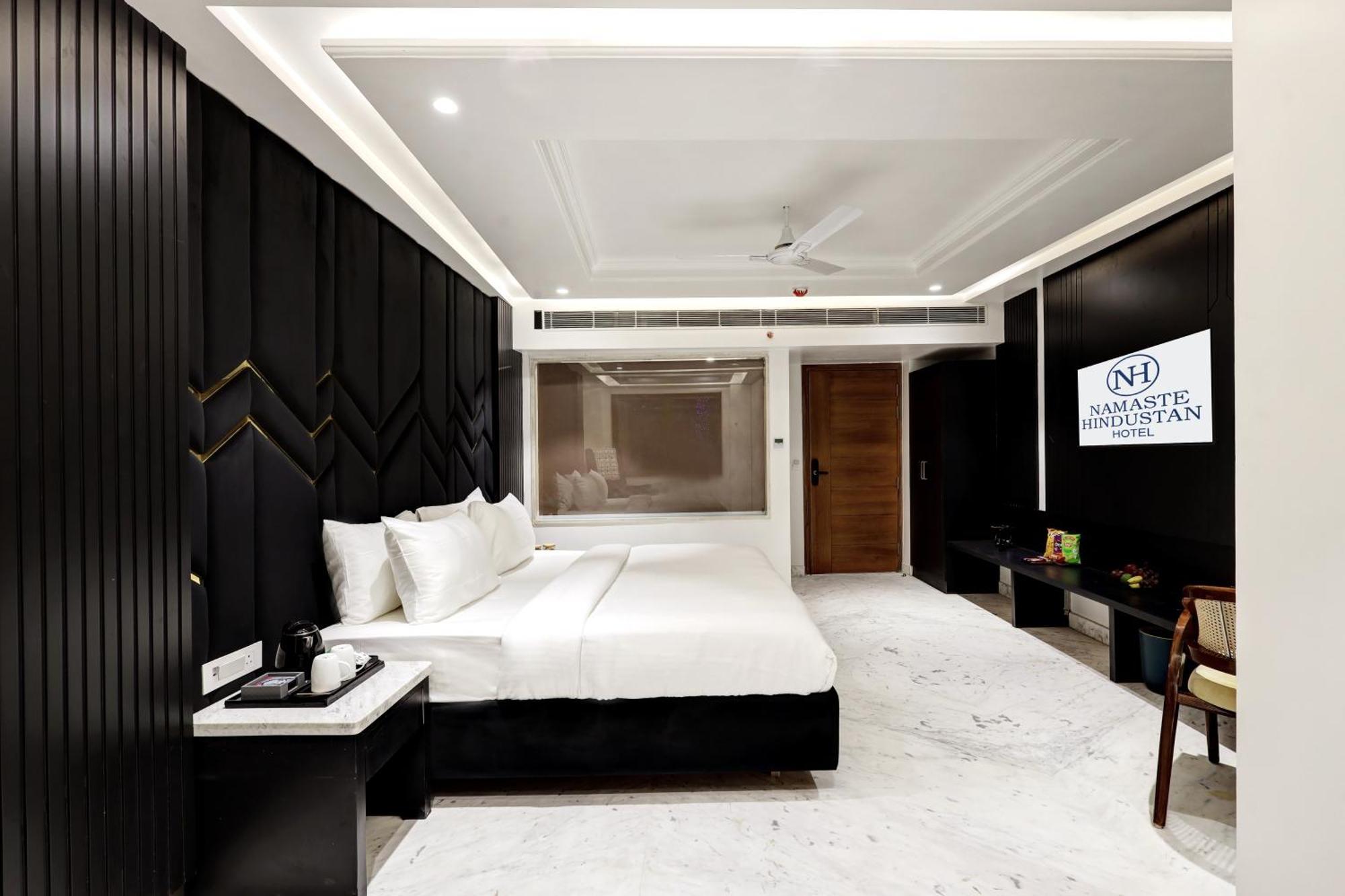 Hotel Namaste Hindustan Just A Minute Away From Railway Station And Connaught Place New Delhi