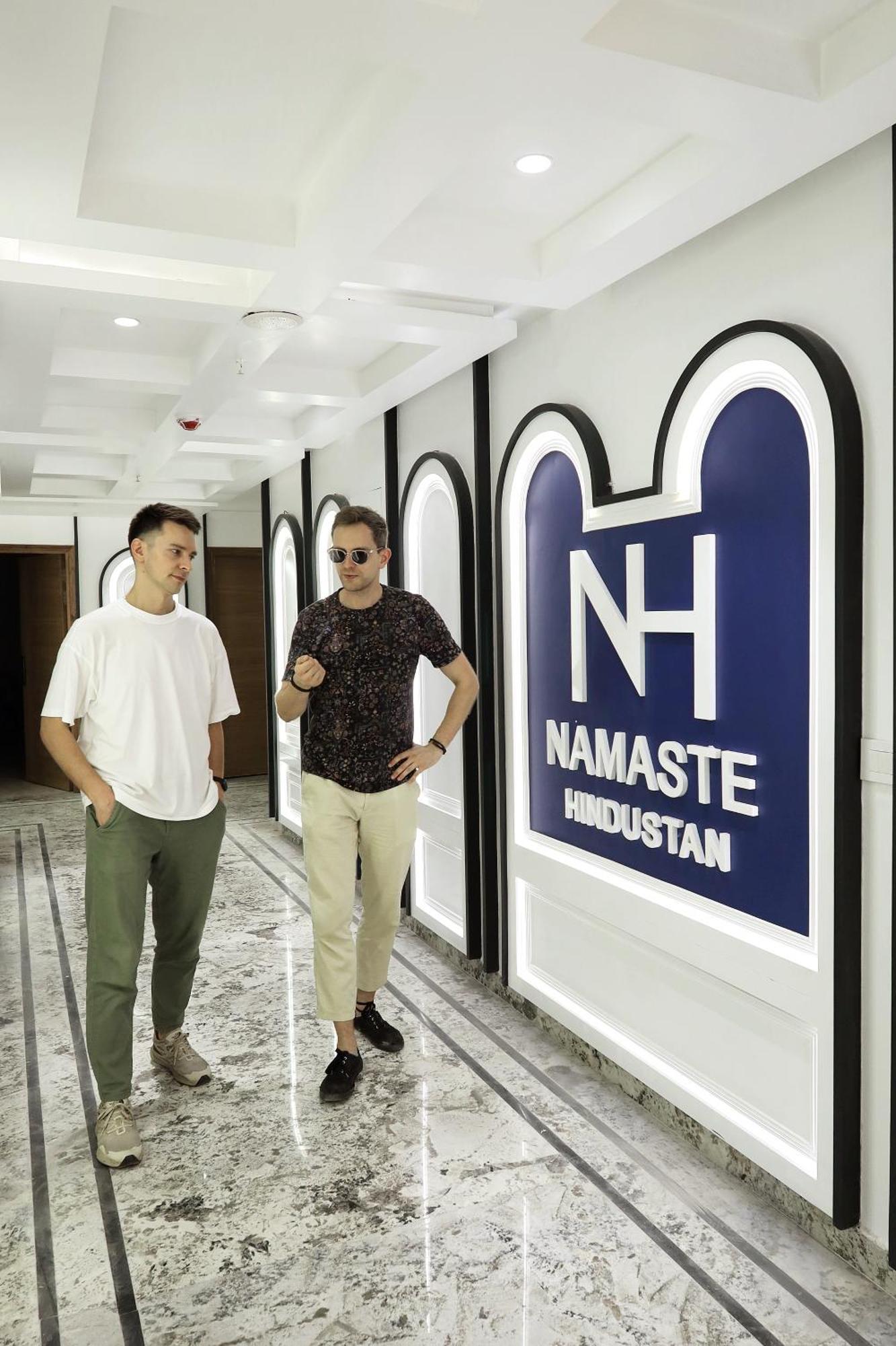 Namaste Hindustan Just A Minute Away From Railway Station And Connaught Place Hotel