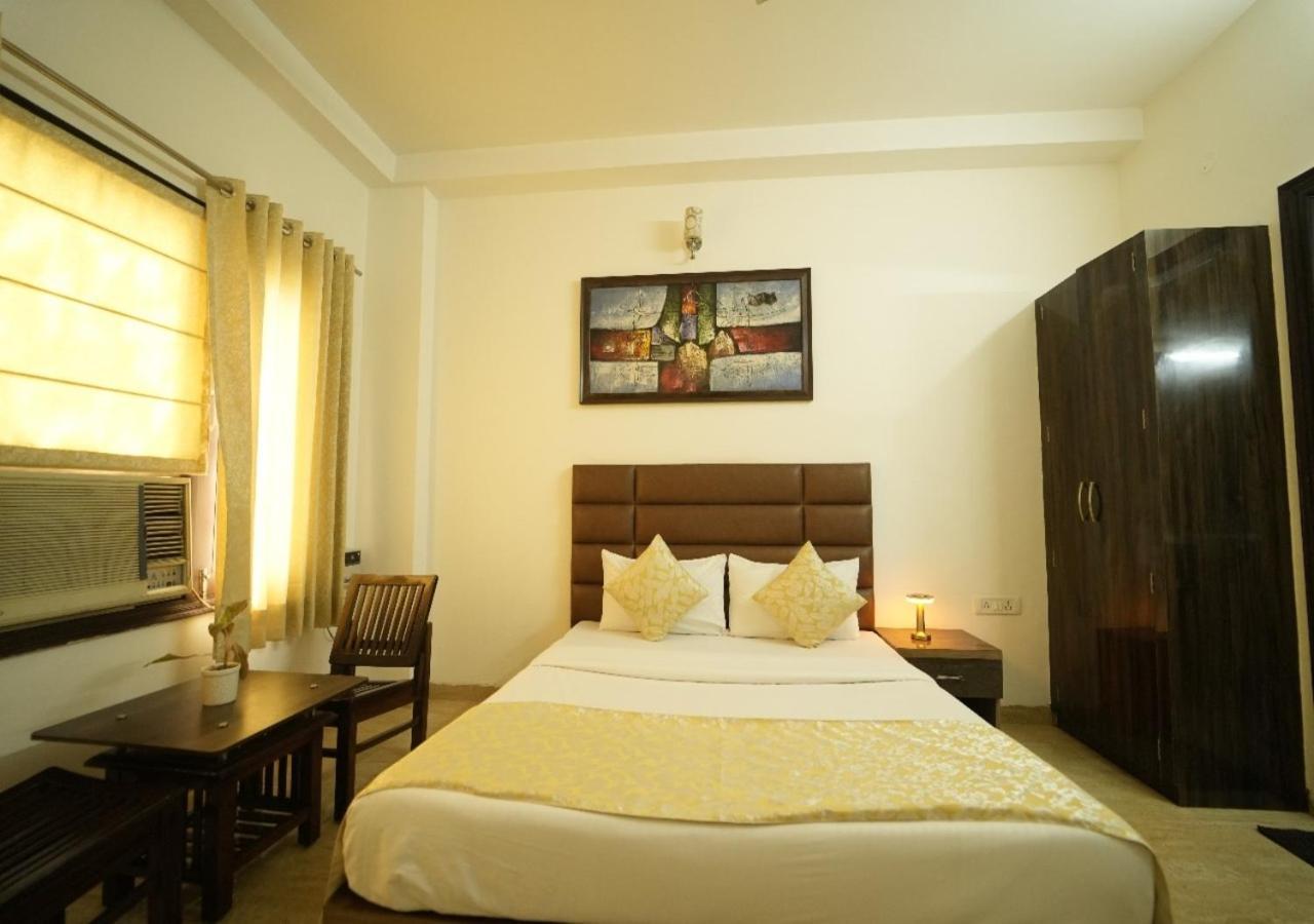 Runway Residency At Pitampura Bed & Breakfast Delhi (National Capital Territory of India)