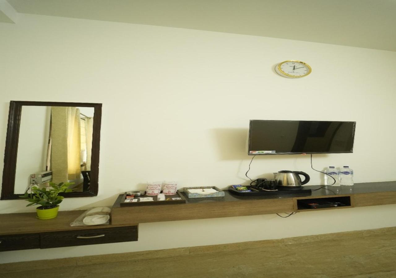 Runway Residency At Pitampura * Delhi (National Capital Territory of India)