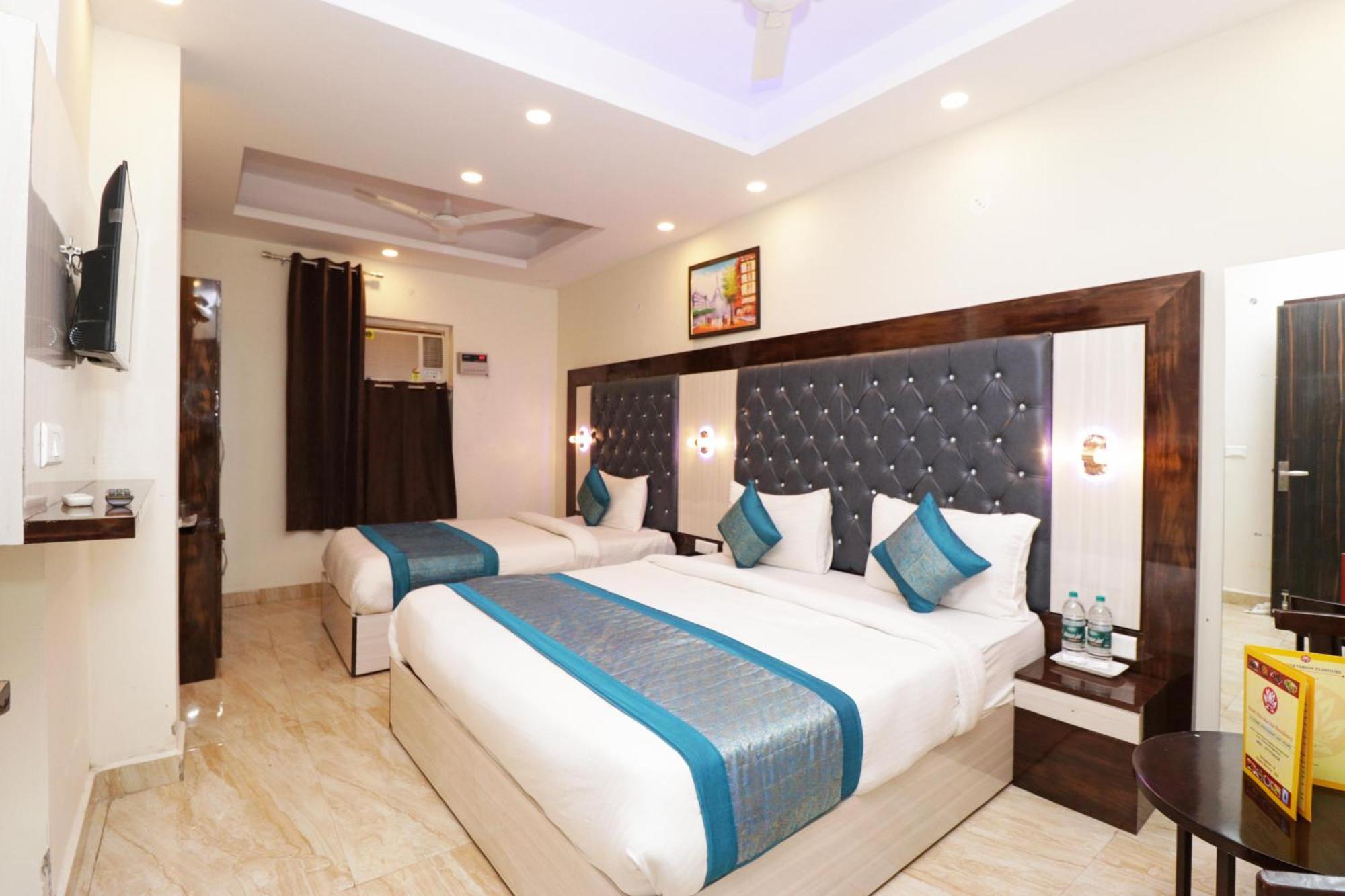 Hotel Shivaka - Delhi Airport 3*