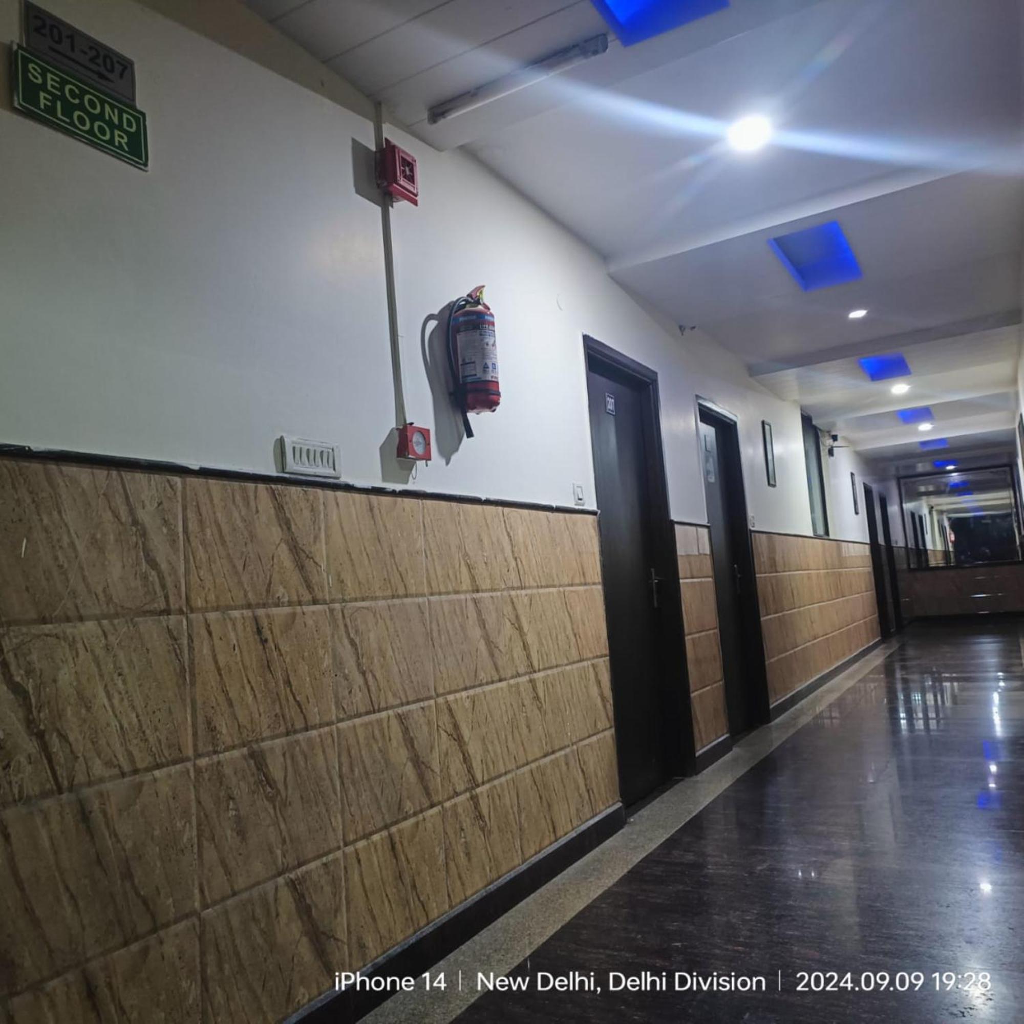 Jet Fox By Aero View Hotel, Delhi Airport Hotel
