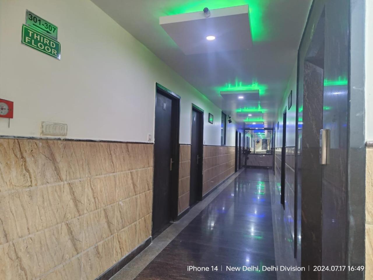 Jet Fox By Aero View Hotel, Delhi Airport