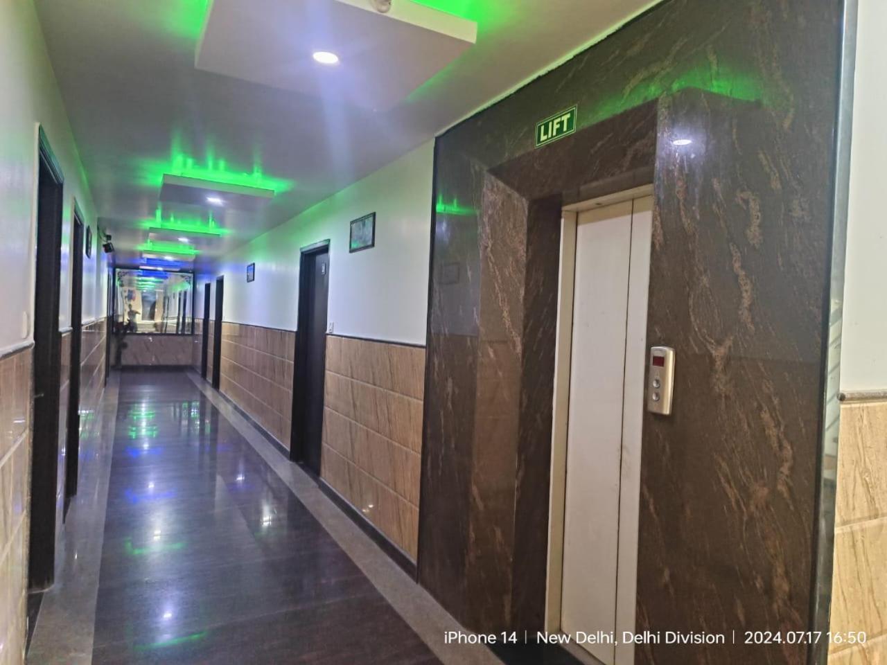 Hotel Jet Fox By Aero View Hotel, Delhi Airport 3*
