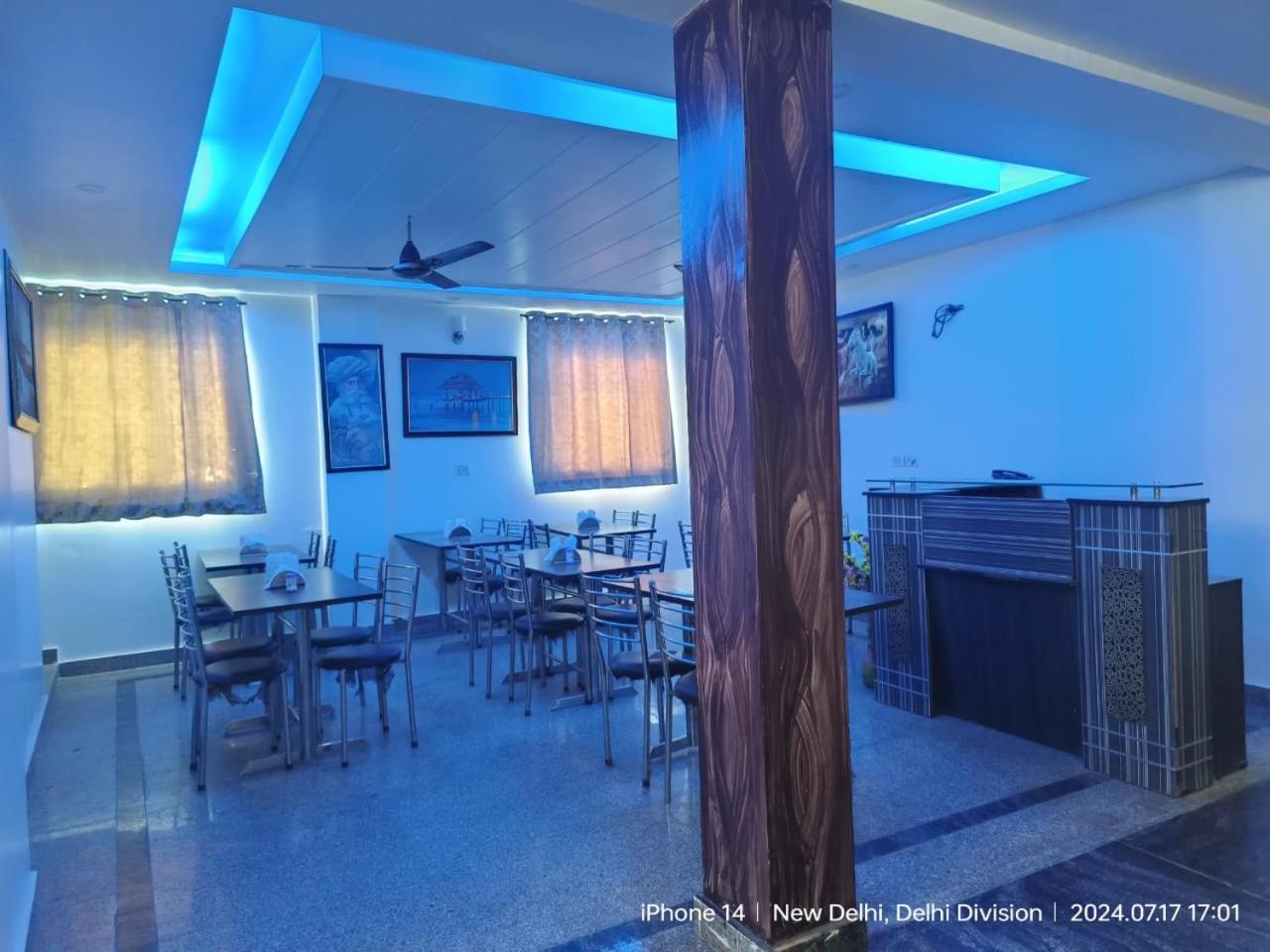 Hotel Jet Fox By Aero View Hotel, Delhi Airport 3*