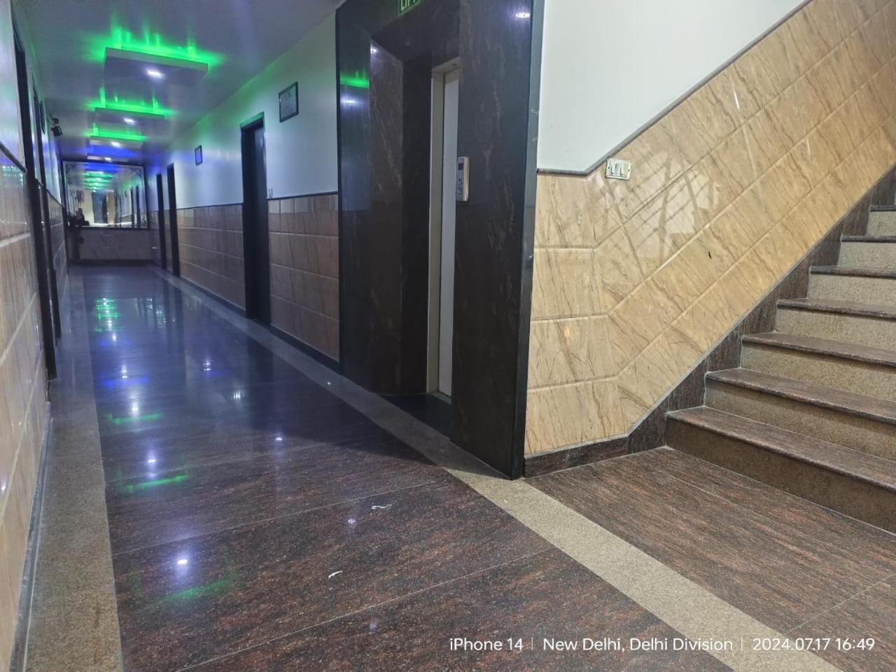 Hotel Jet Fox By Aero View Hotel, Delhi Airport