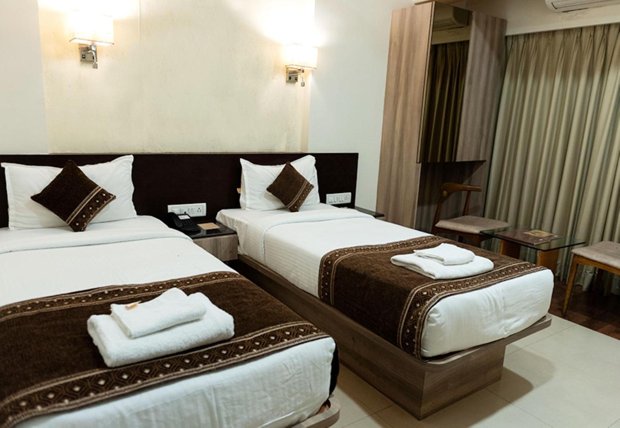 Hotel Jet Fox By Aero View Hotel, Delhi Airport