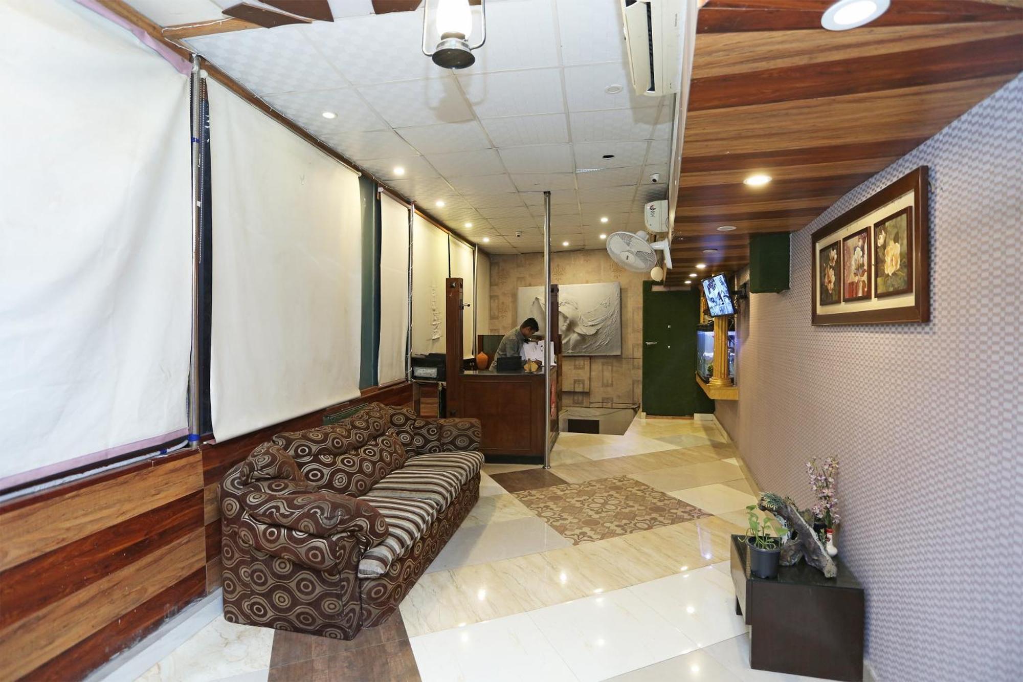 Hotel O Gera's M New Delhi
