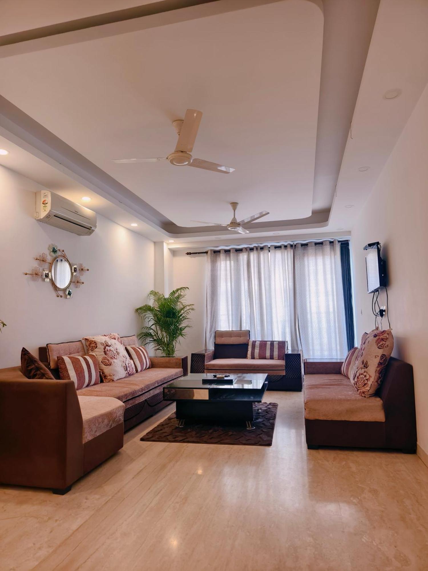 Apartamento Palatial 3bhk With Terrace! Greater Kailash 1 *