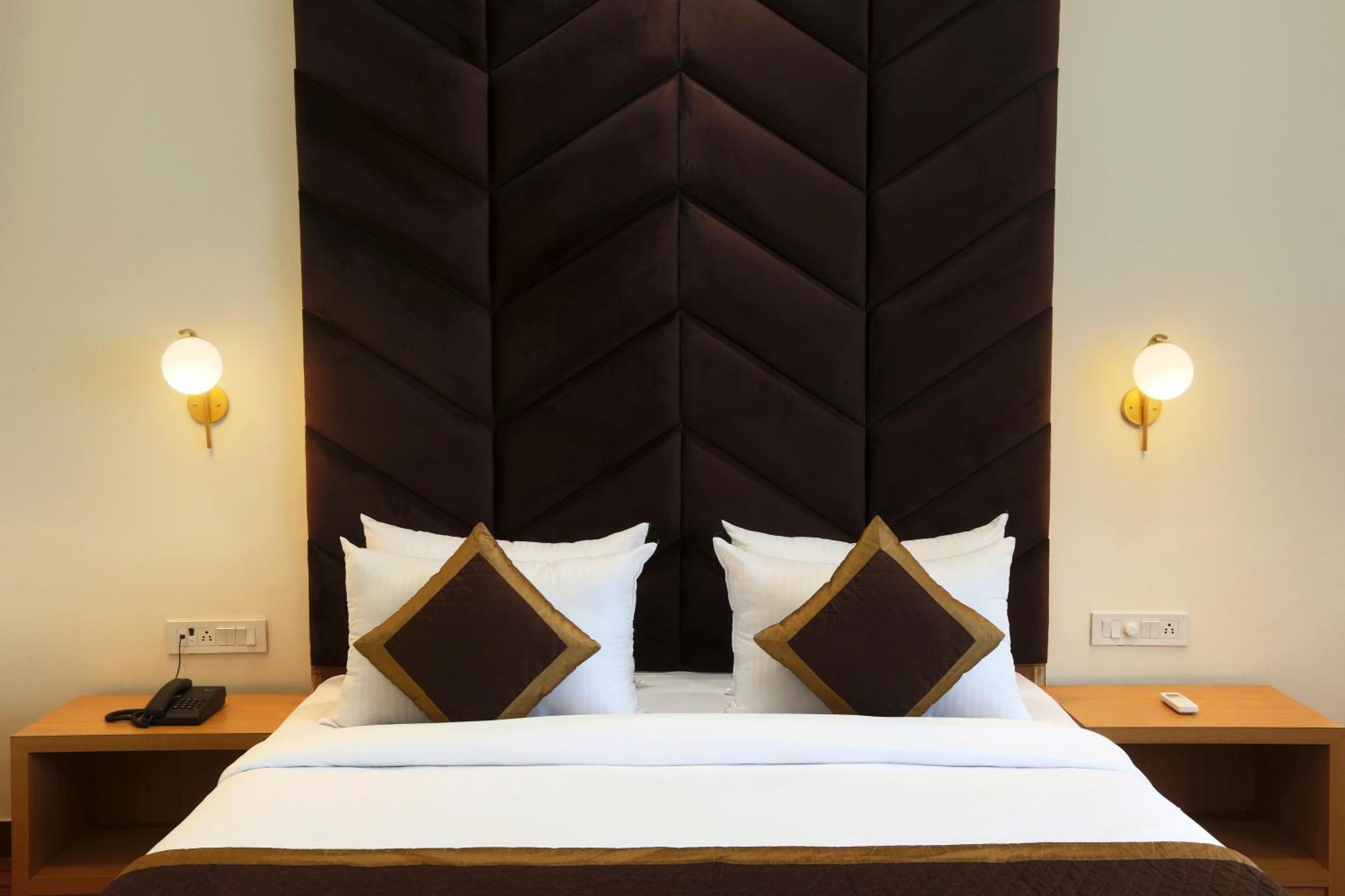 Prithvi Palace Igi Airport Delhi 4*