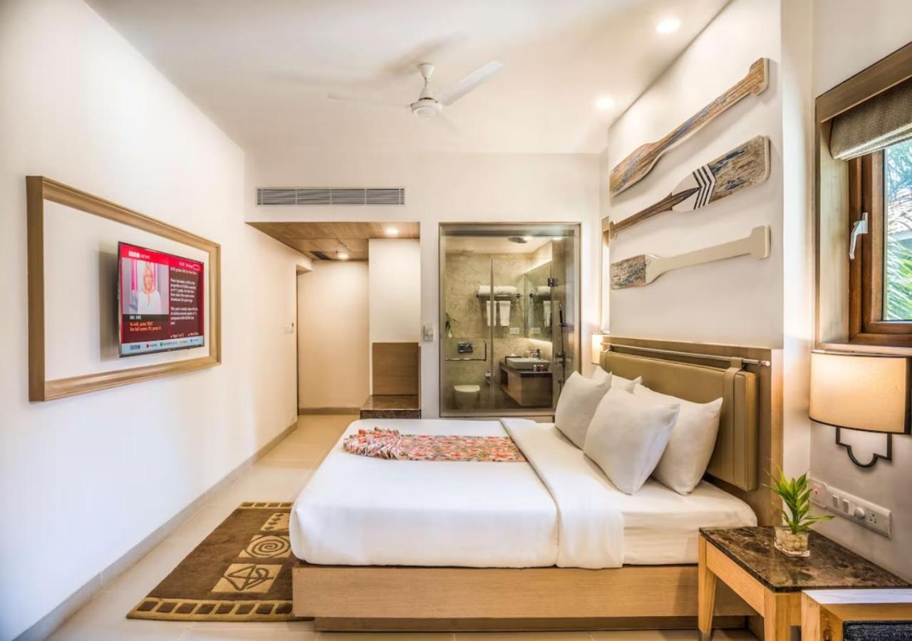 Hotel Belwood Near Delhi Airport New Delhi
