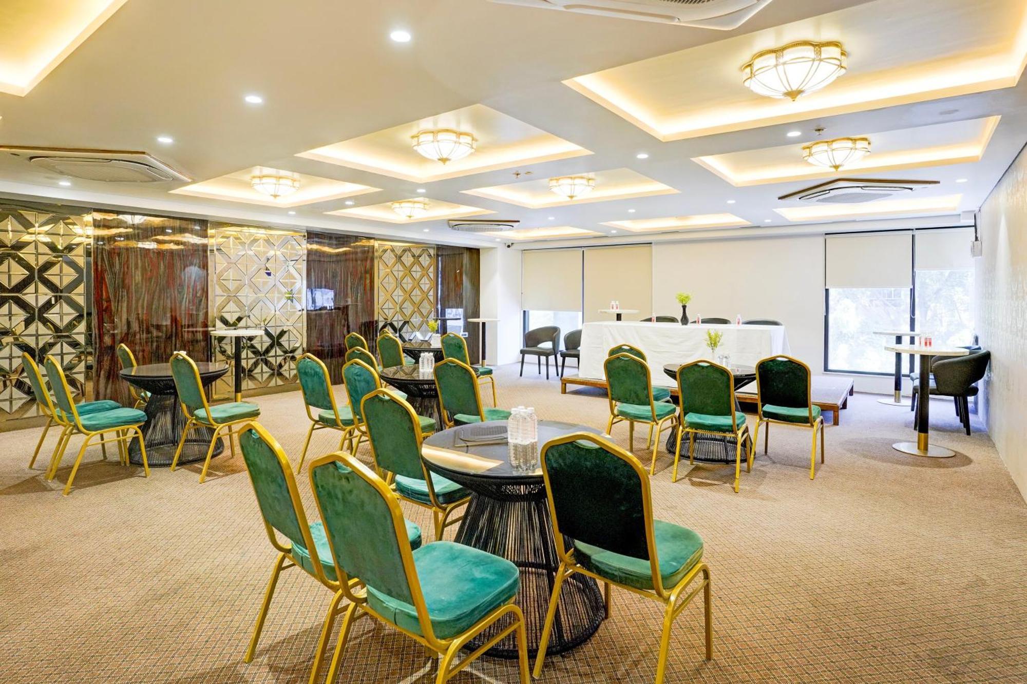 Ambrosia By Igi Airport Hotel *