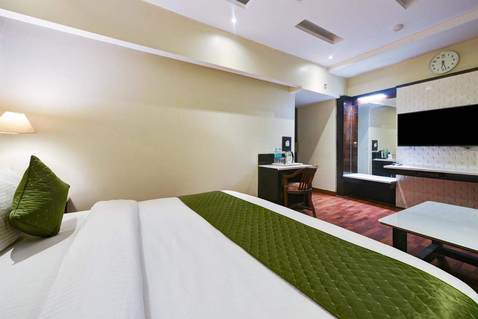 Geet Deluxe Guest house New Delhi