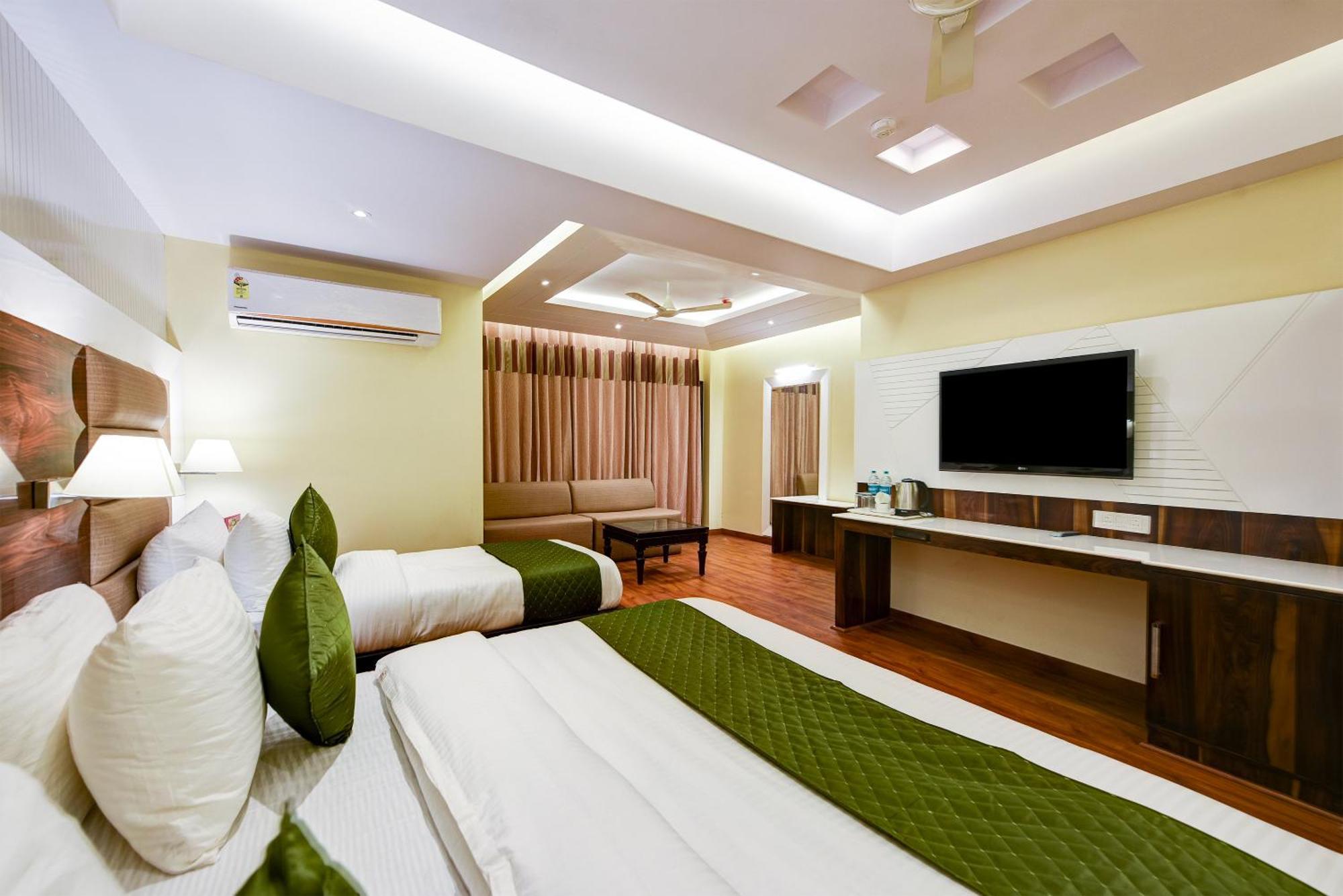 Guest house Geet Deluxe New Delhi