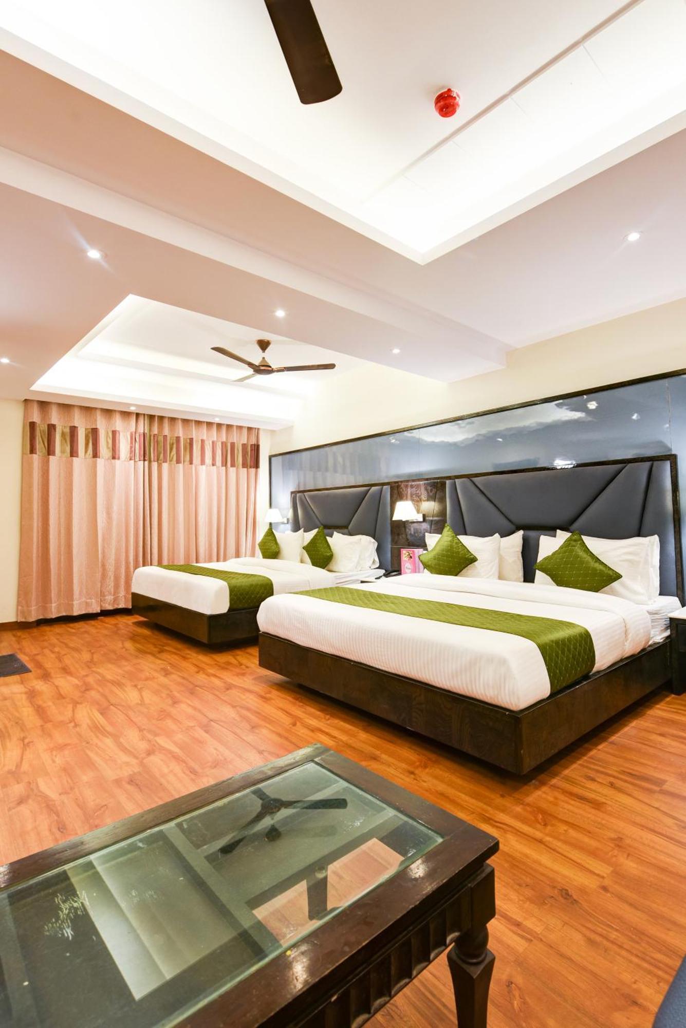 Guest house Geet Deluxe New Delhi