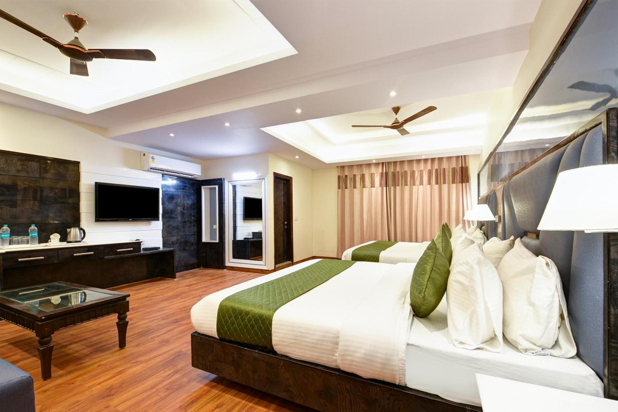 Guest house Geet Deluxe New Delhi