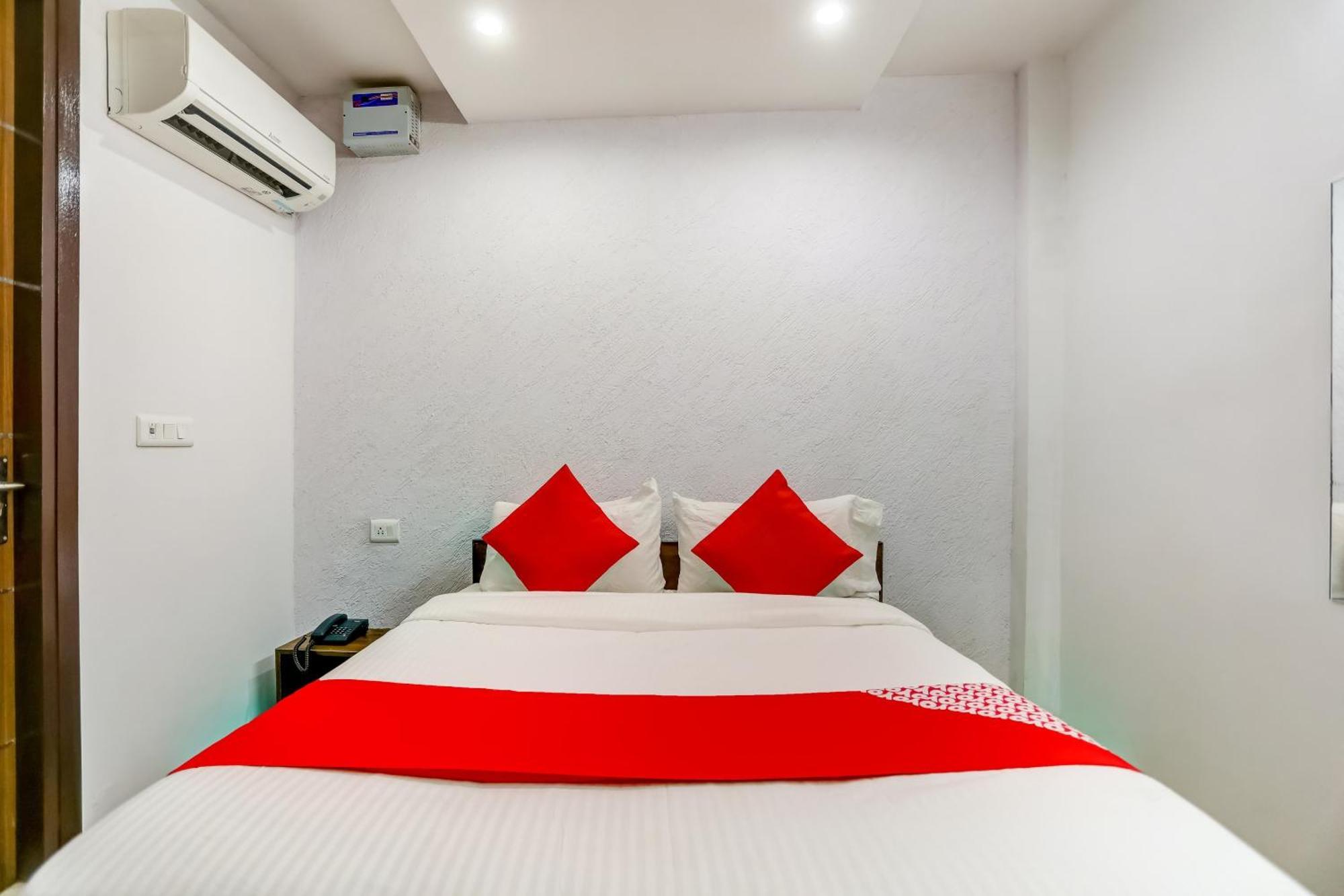 Hotel O Cozy Cave New Delhi