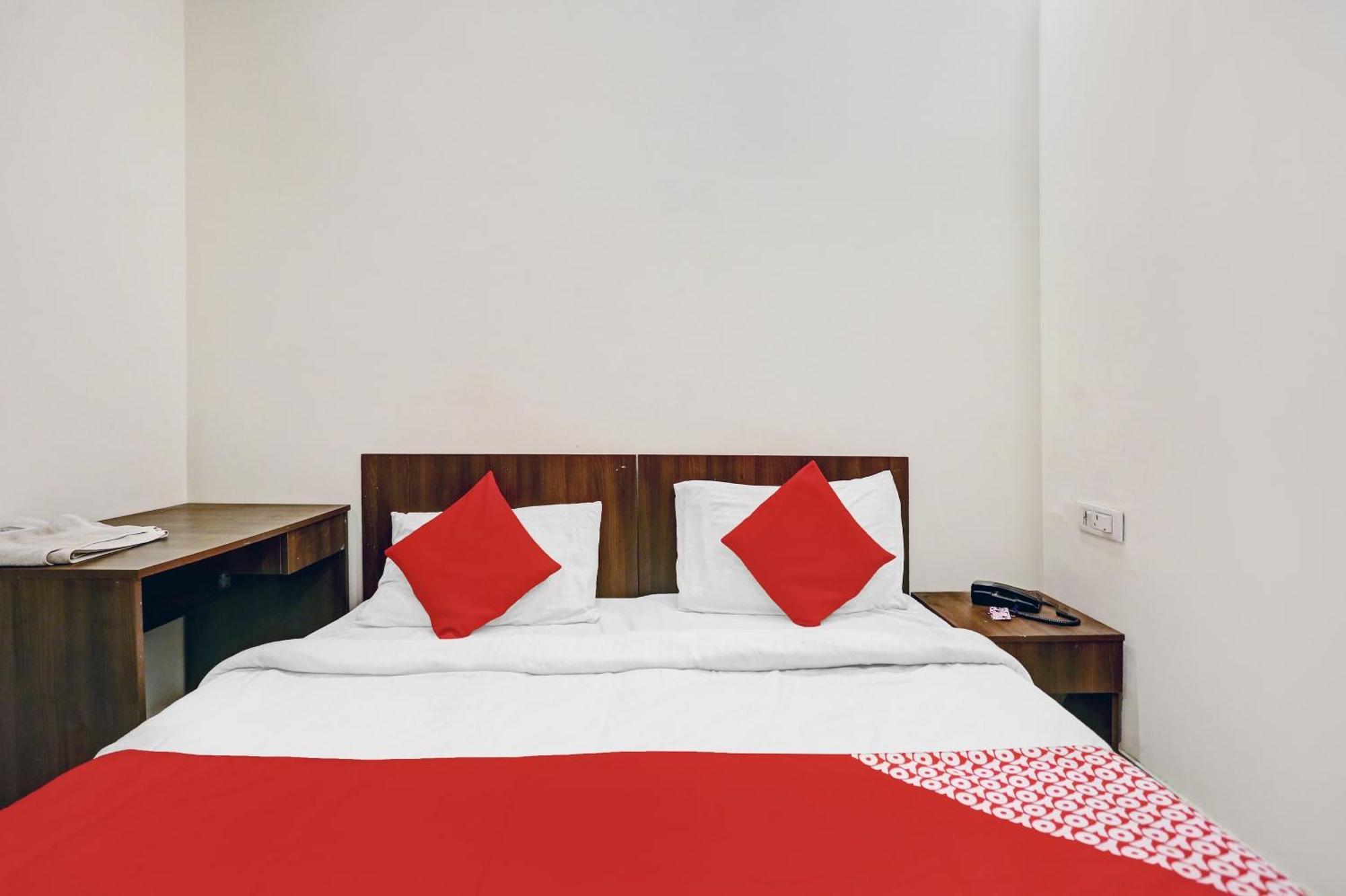 Hotel O