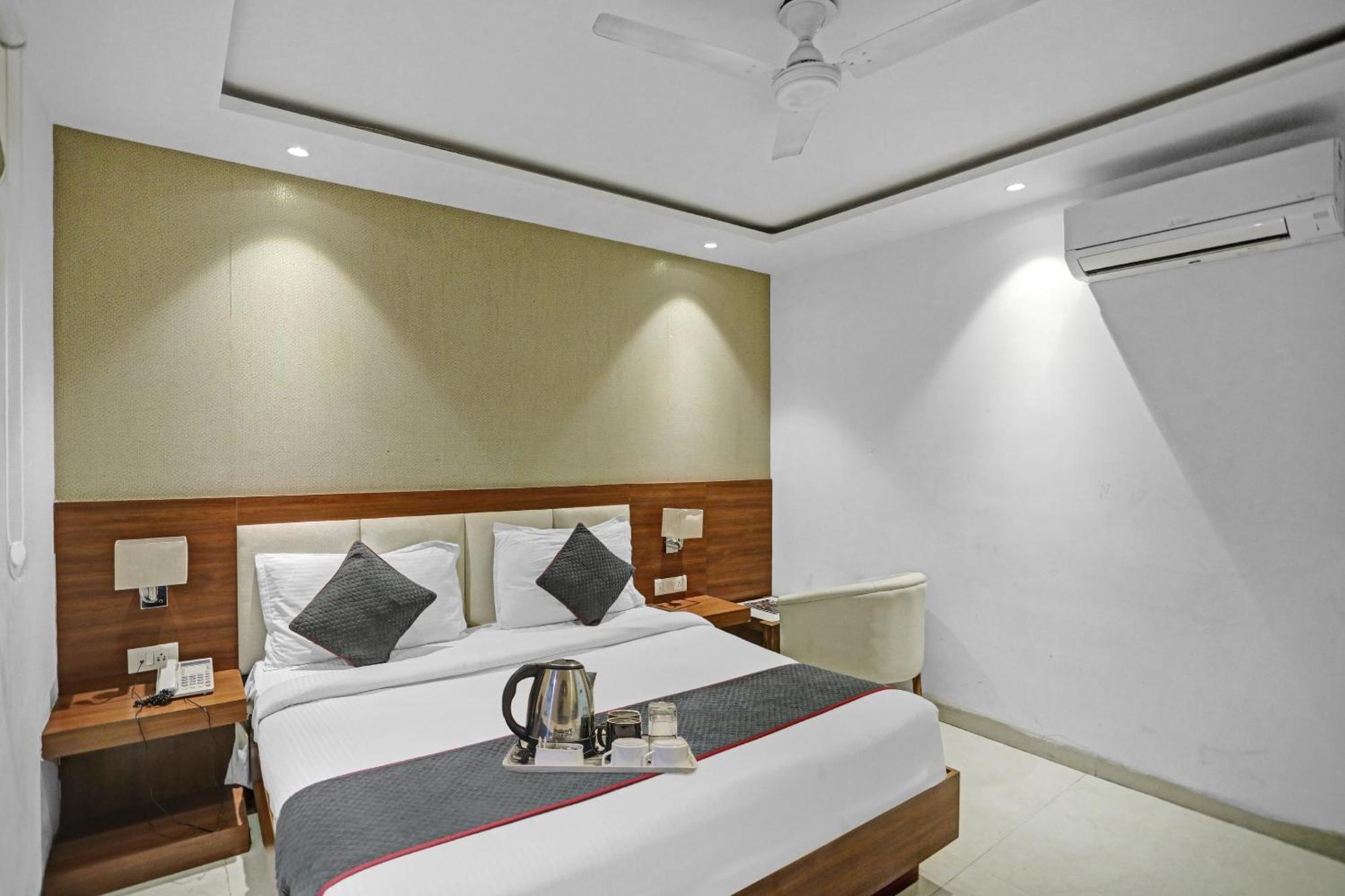O Grand Elegant Near Delhi Airport