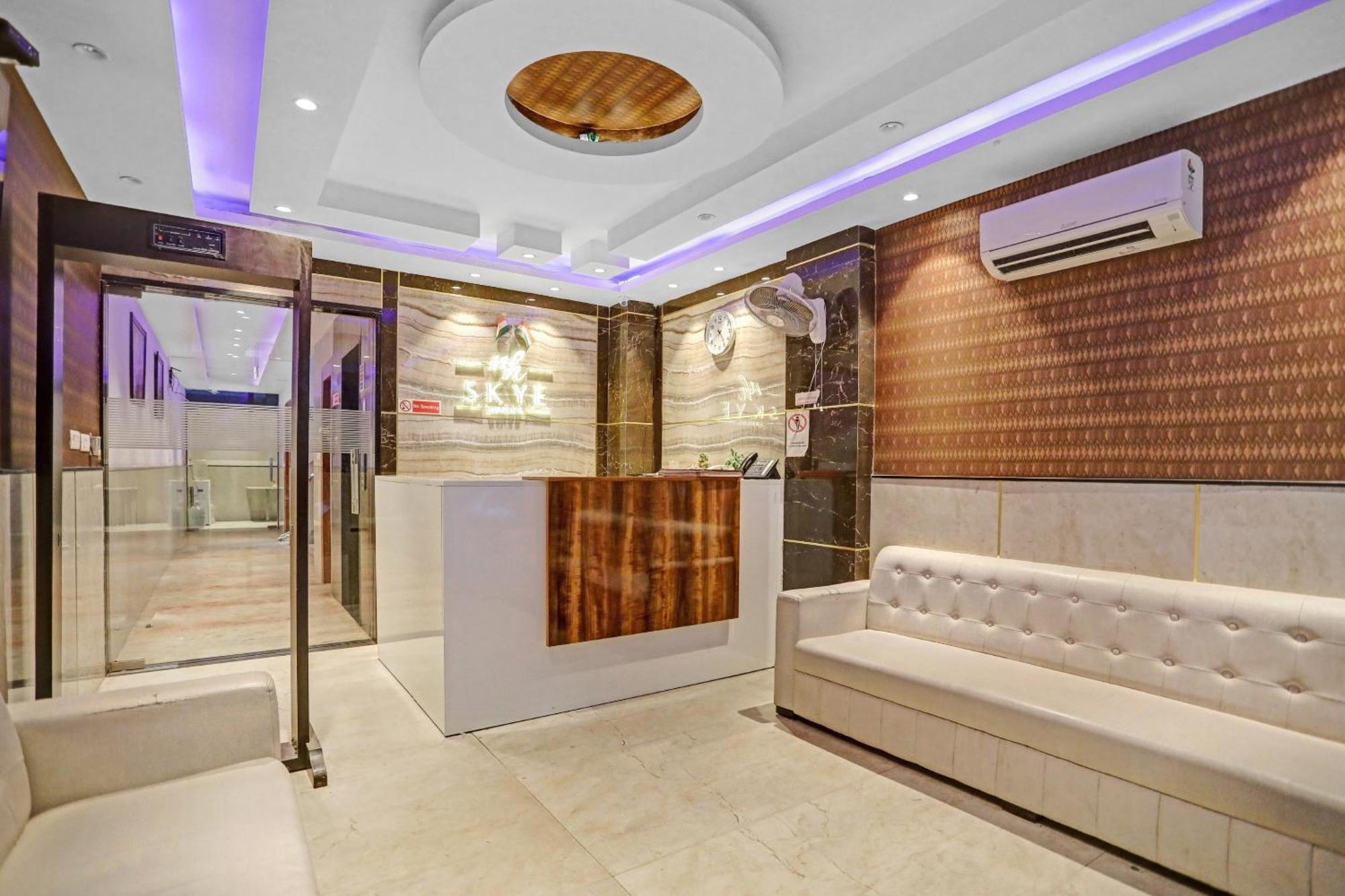 O Grand Elegant Near Delhi Airport Nova Deli