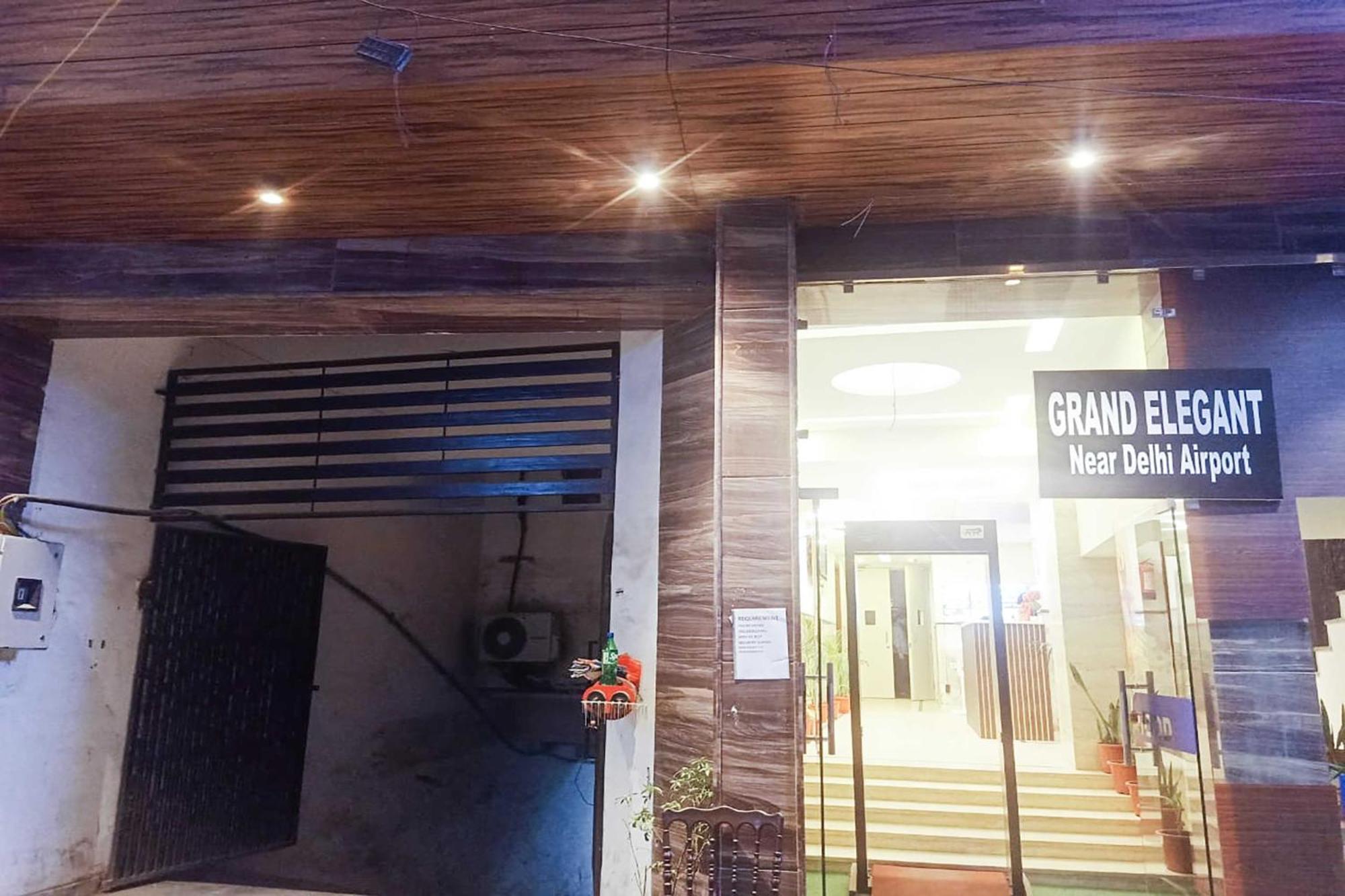 Hotel O Grand Elegant Near Delhi Airport Nova Deli