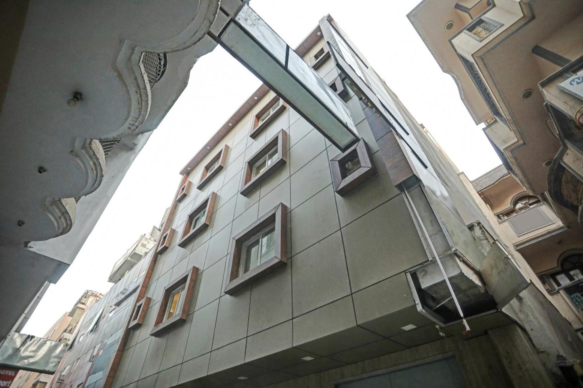 O Grand Elegant Near Delhi Airport 4* Nova Deli