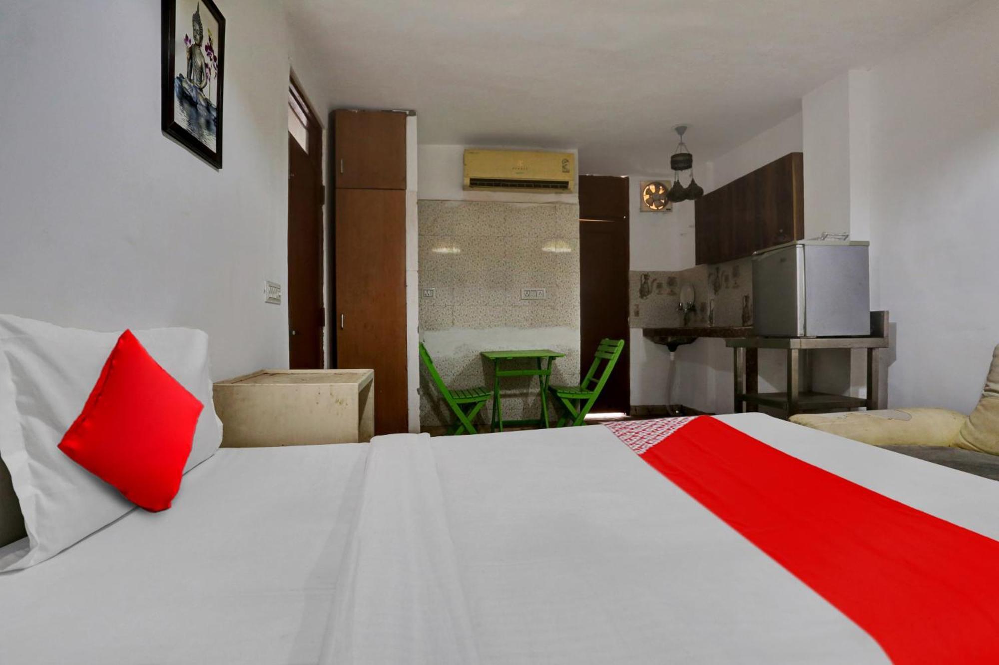 Hotel Oyo Flagship 81002 Tsa 3*