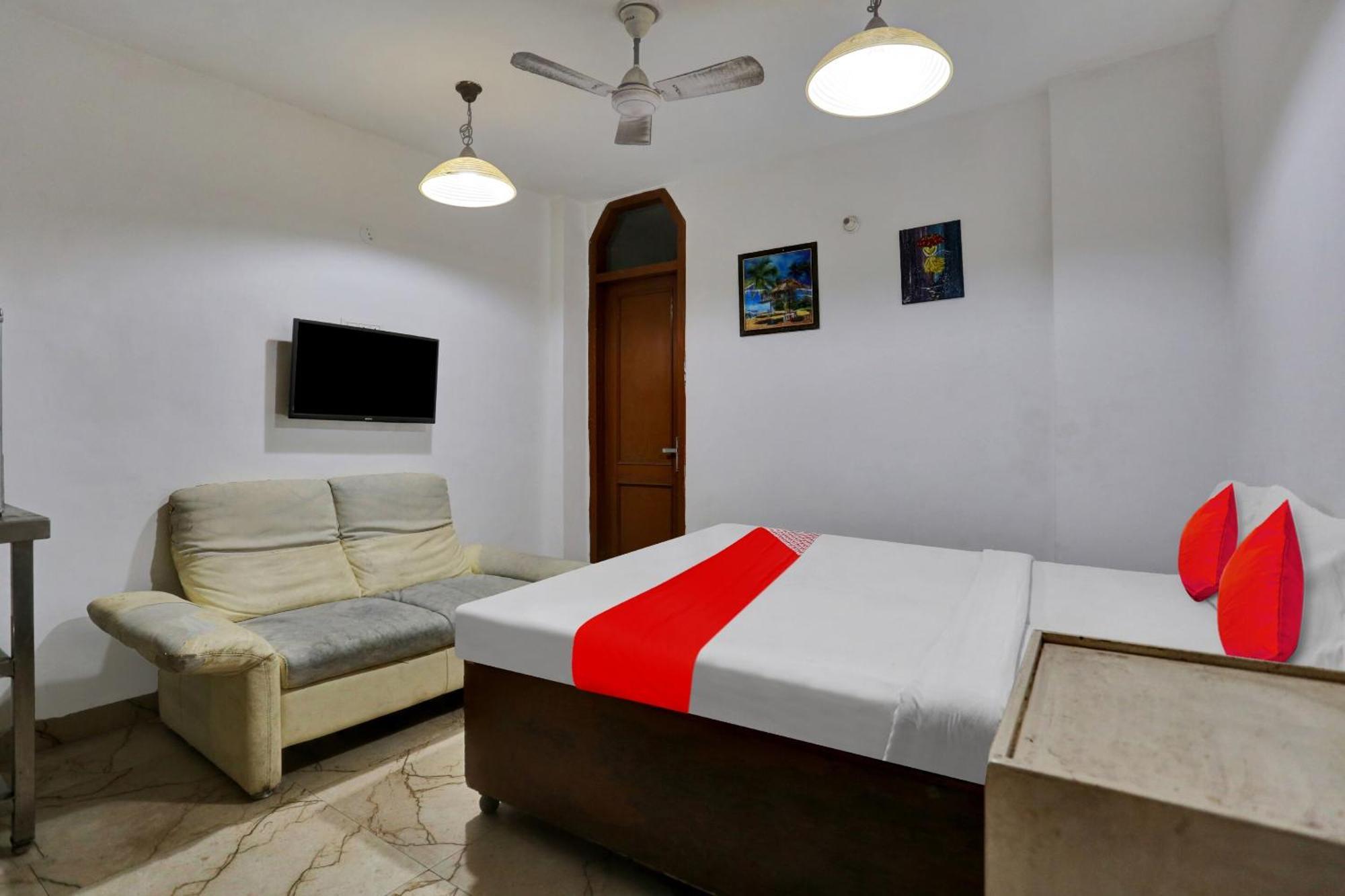 Hotel Oyo Flagship 81002 Tsa New Delhi