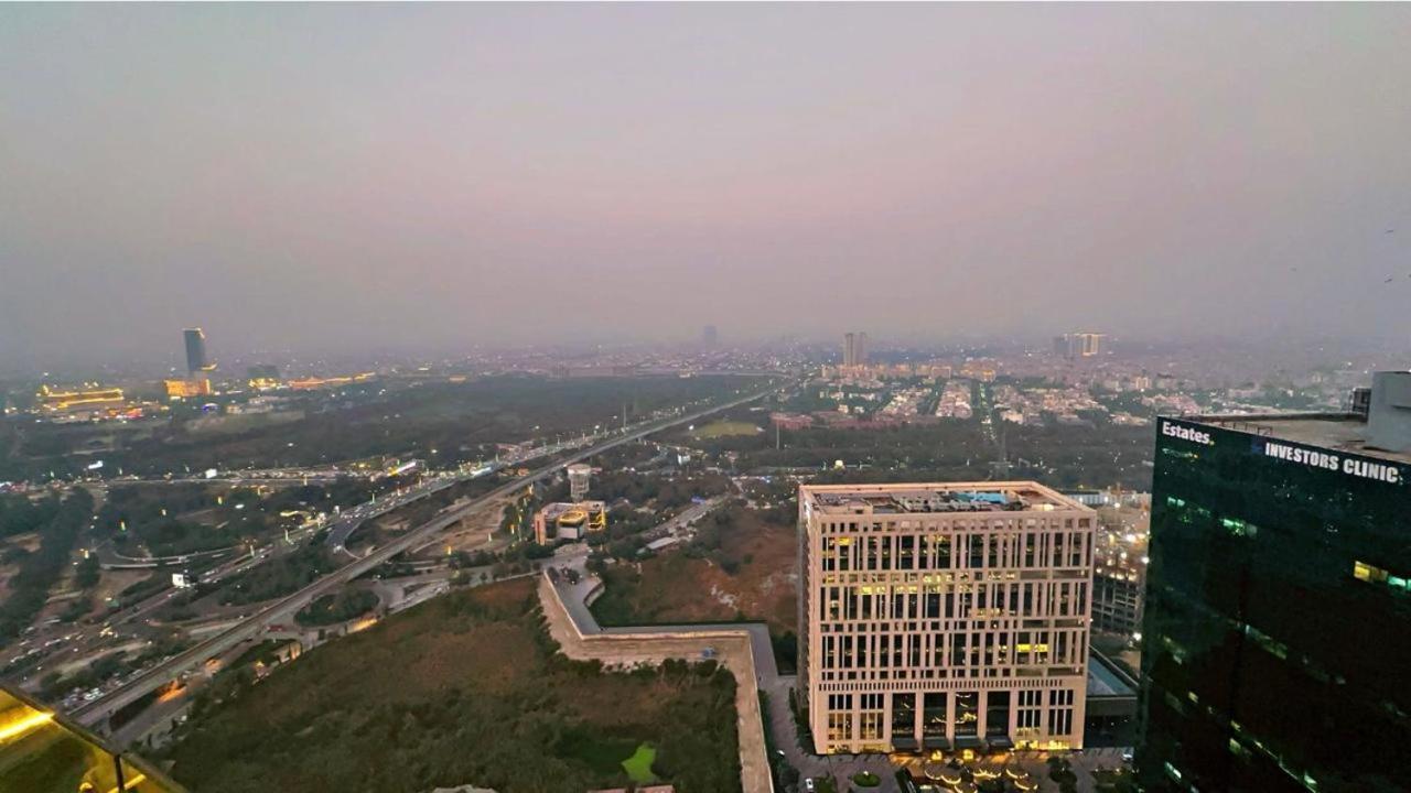 Cityscape Heights On 36th Floor Apartment New Delhi