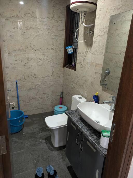 Independent Furnished In Saket *