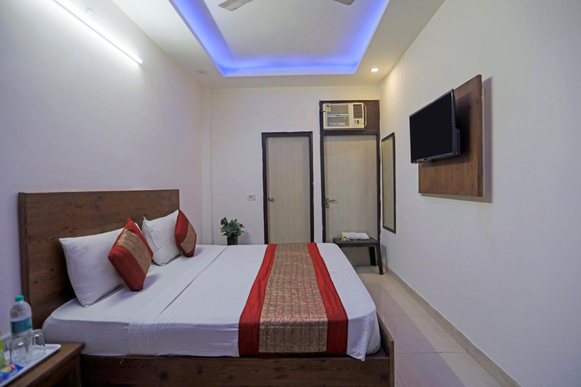 Hotel Moody Moon New Delhi