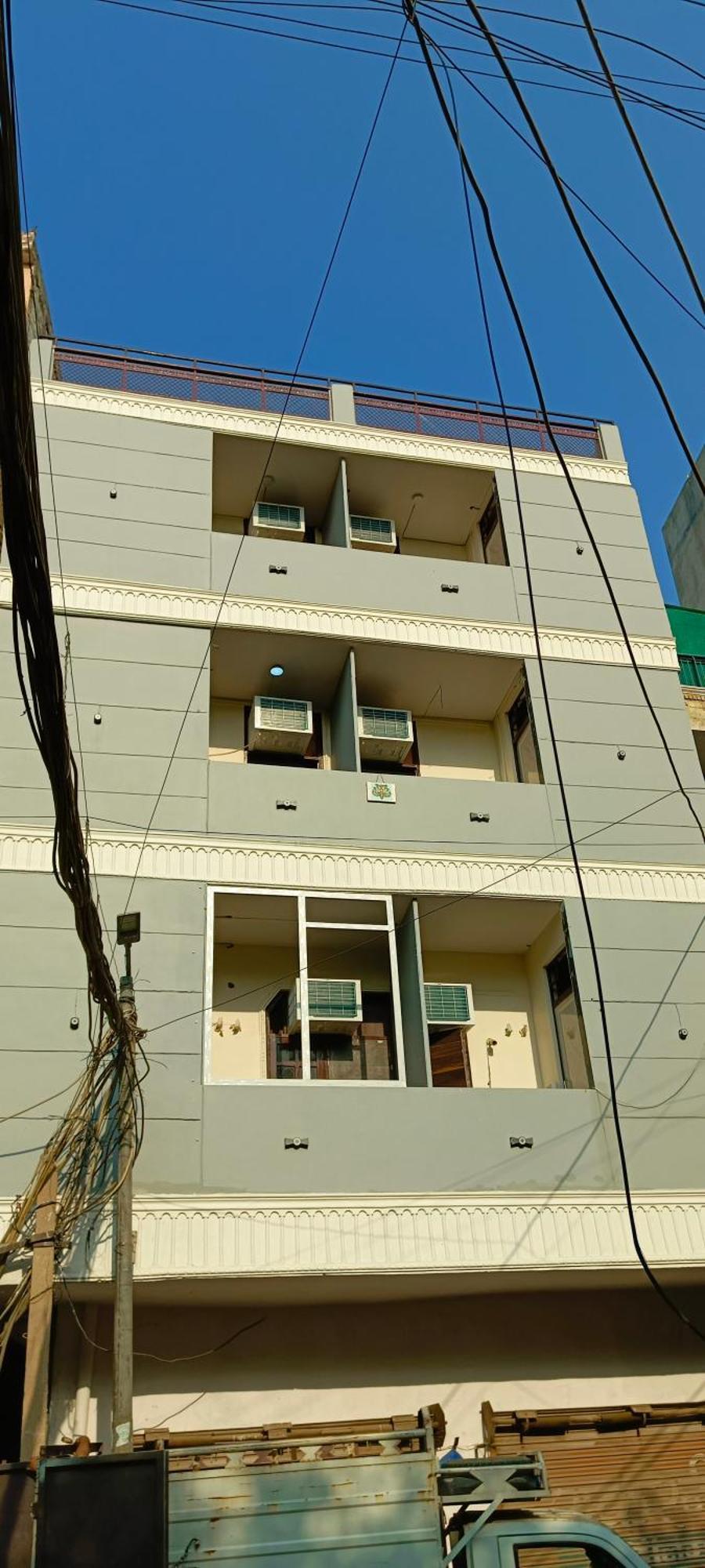 S Franso 3* New Delhi