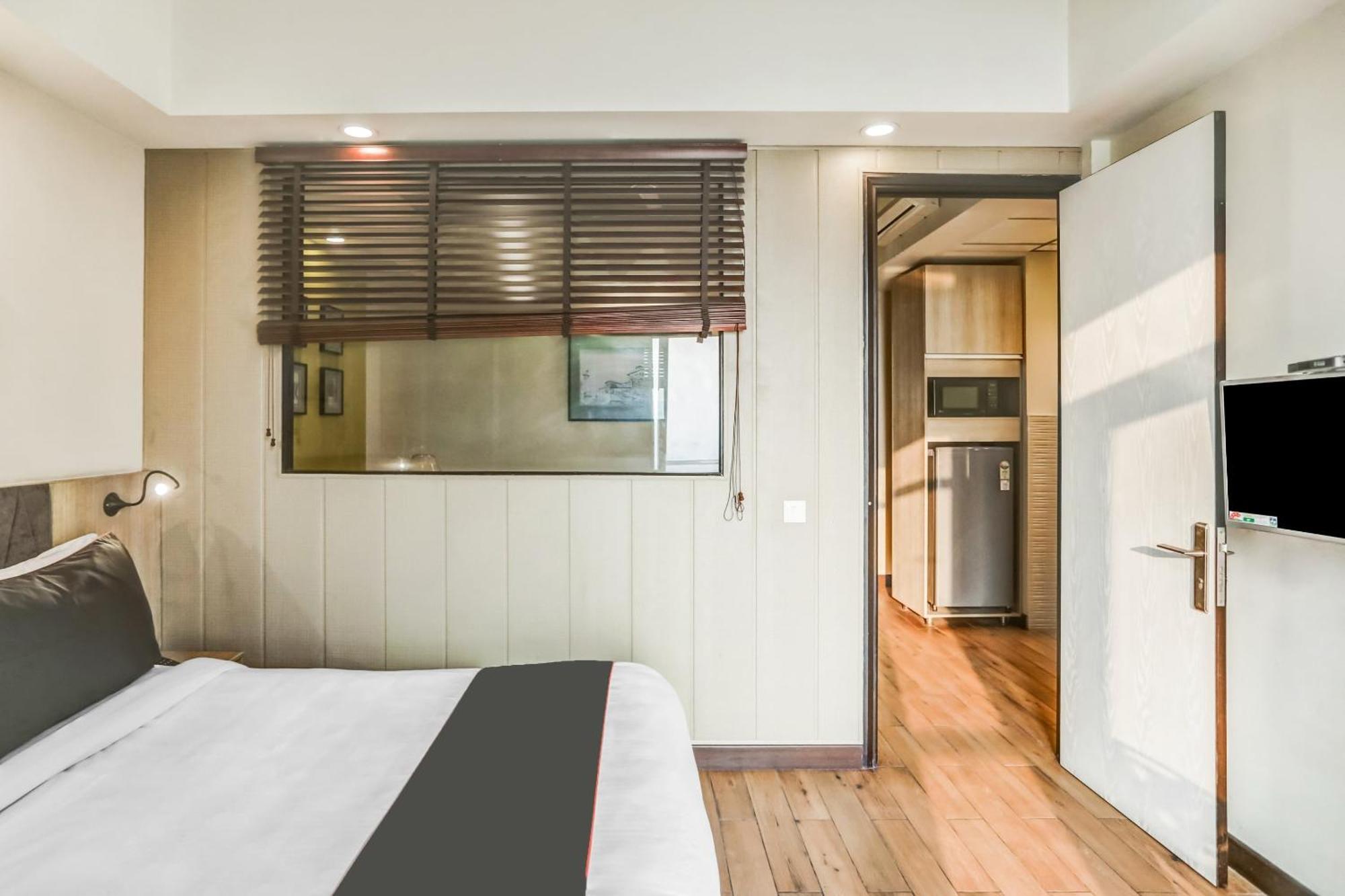 Hotel Collection O Limewood Delhi (National Capital Territory of India)