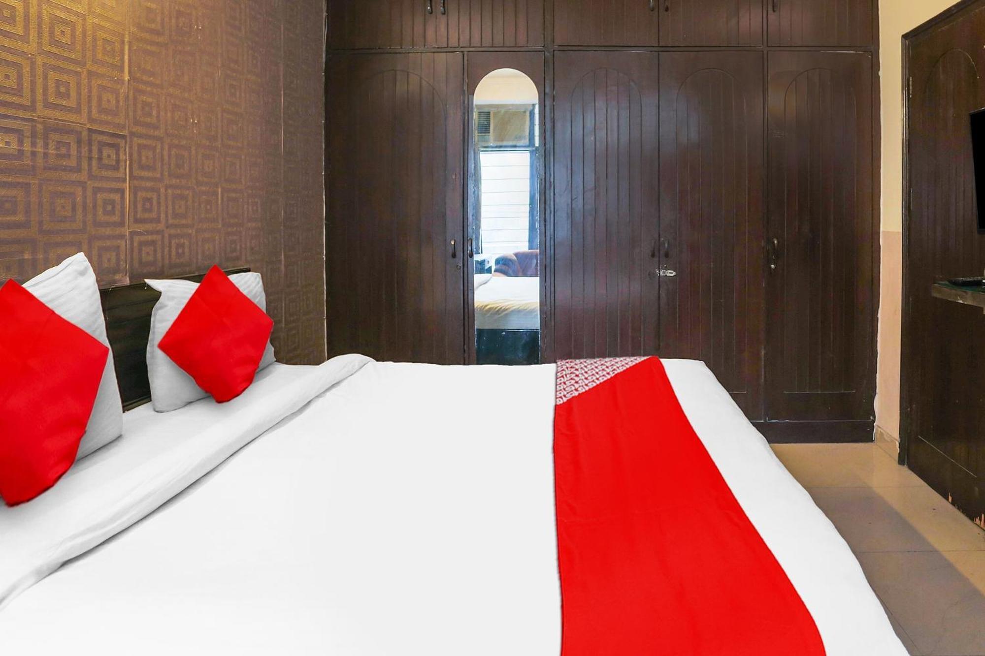 O Royal Galaxy Hotel 4*