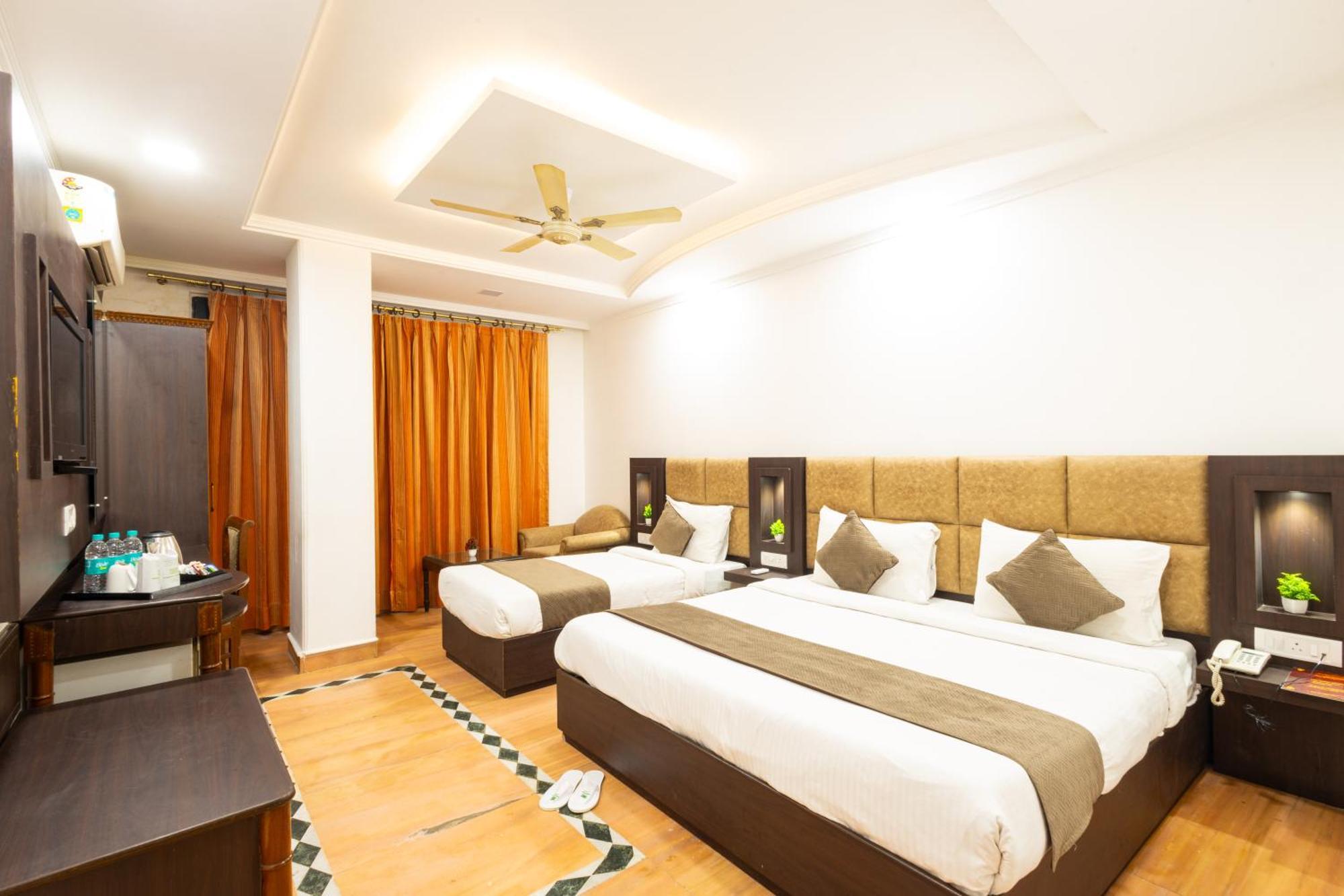 Panickers Residency - Ajmal Khan Market Near Karol Bagh Metro Delhi (National Capital Territory of India)
