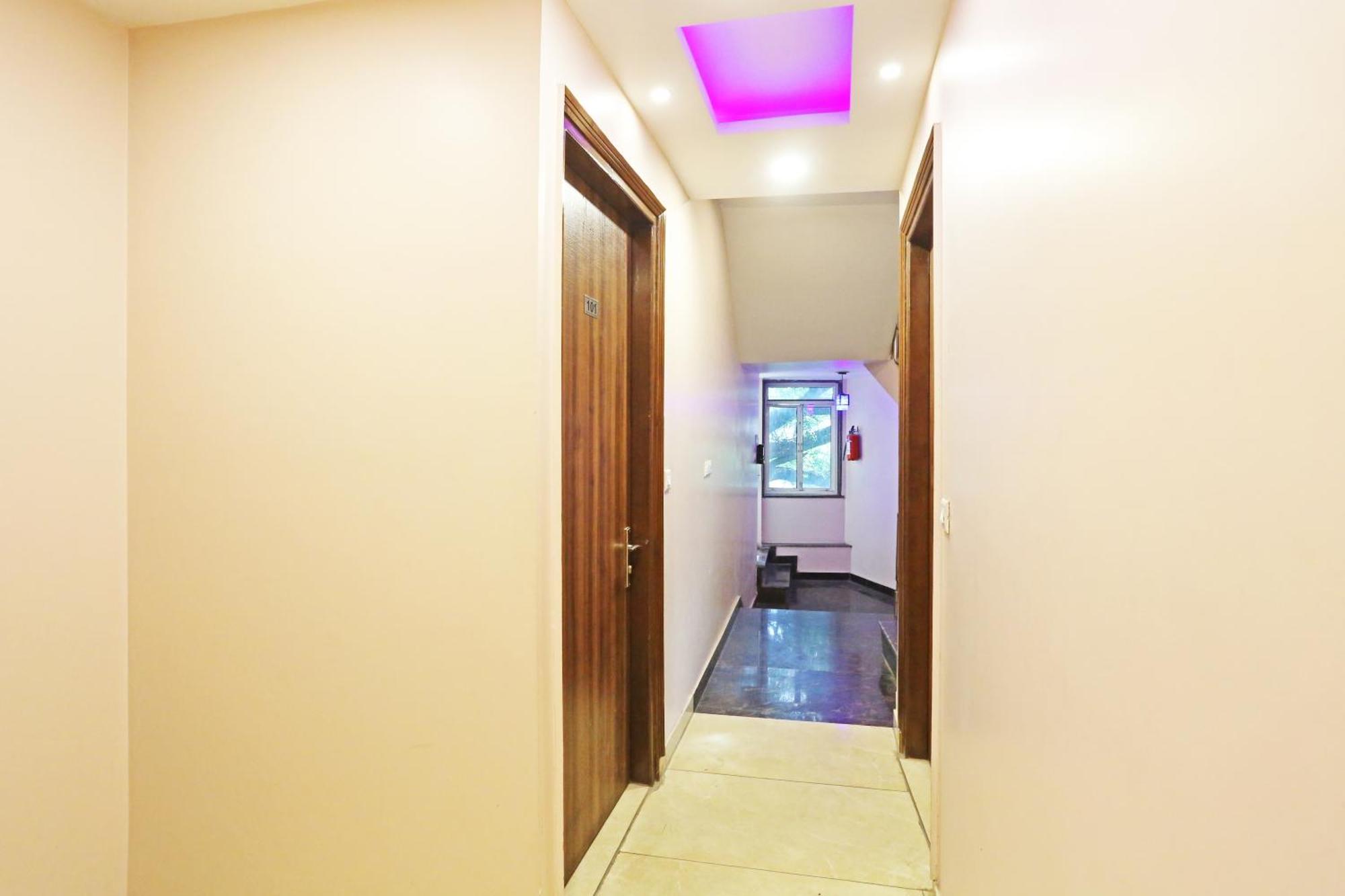 Red Stone Near Igi Airport Bed & Breakfast New Delhi