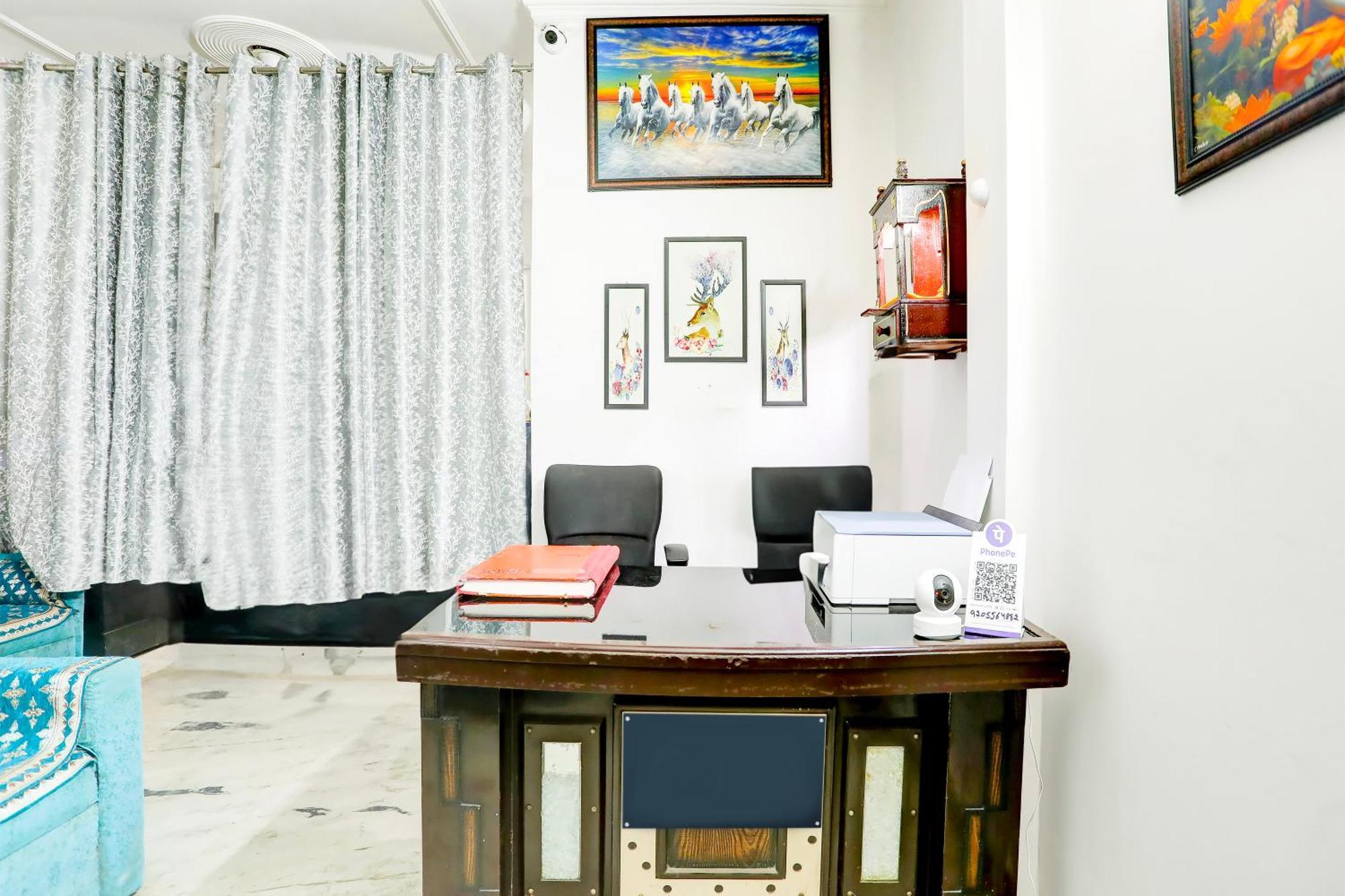 Bed & Breakfast Hotel Malviya Inn - Begampur