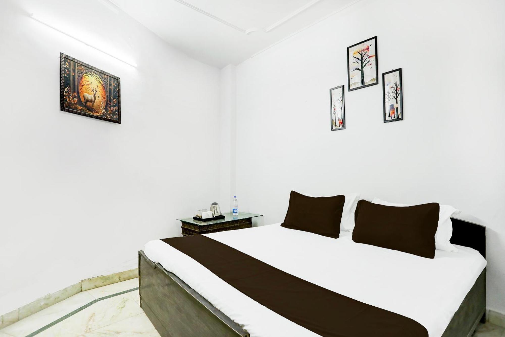 Hotel Malviya Inn - Begampur * New Delhi
