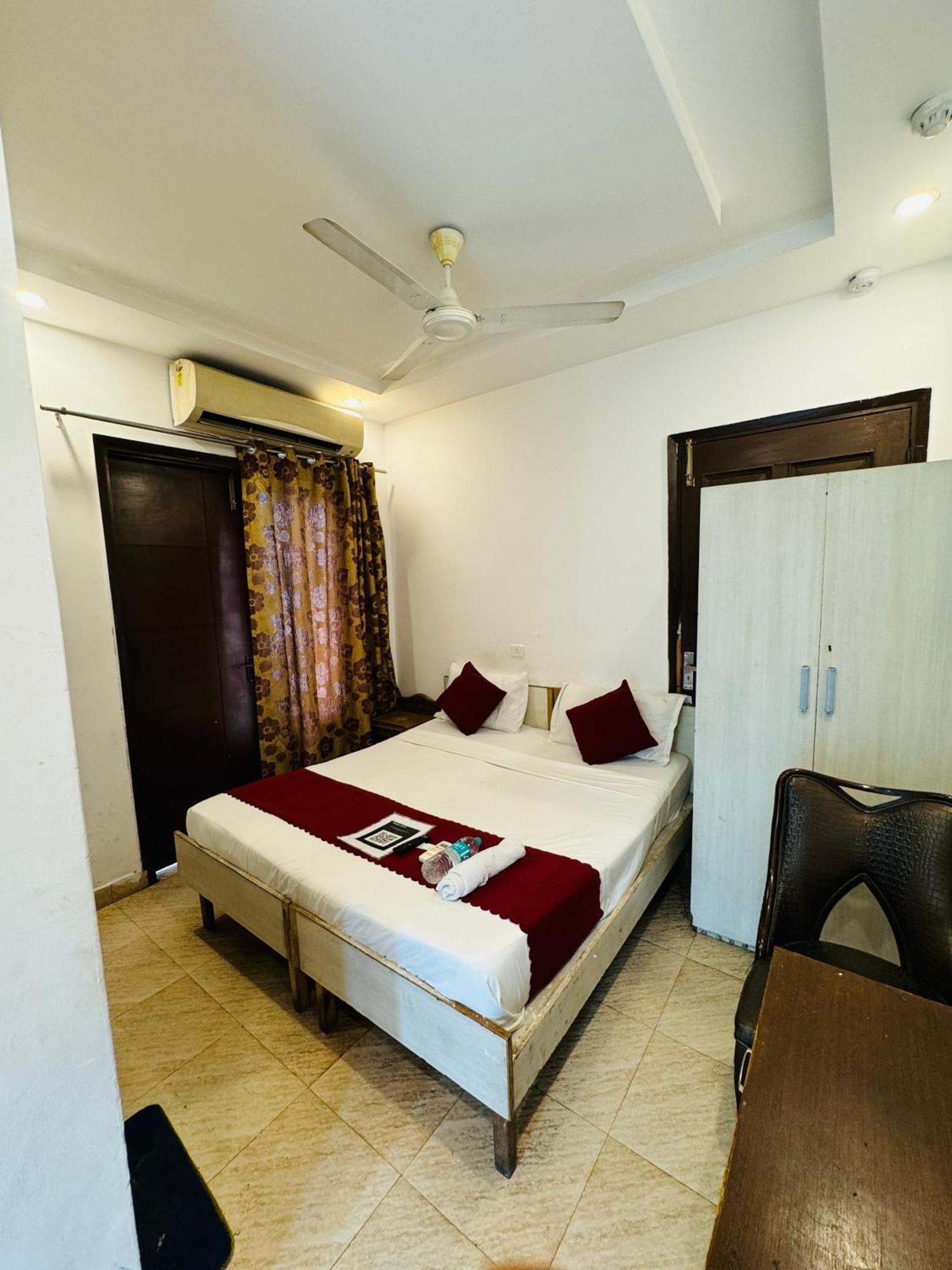 Hotel Bir - Jangpura 3*
