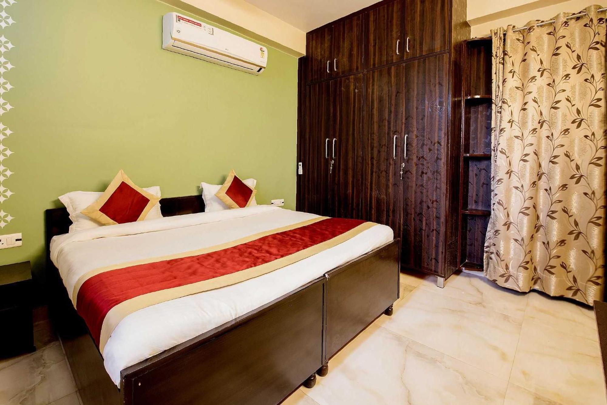 Hotel O Kanchan Near Palam Metro Station 3*