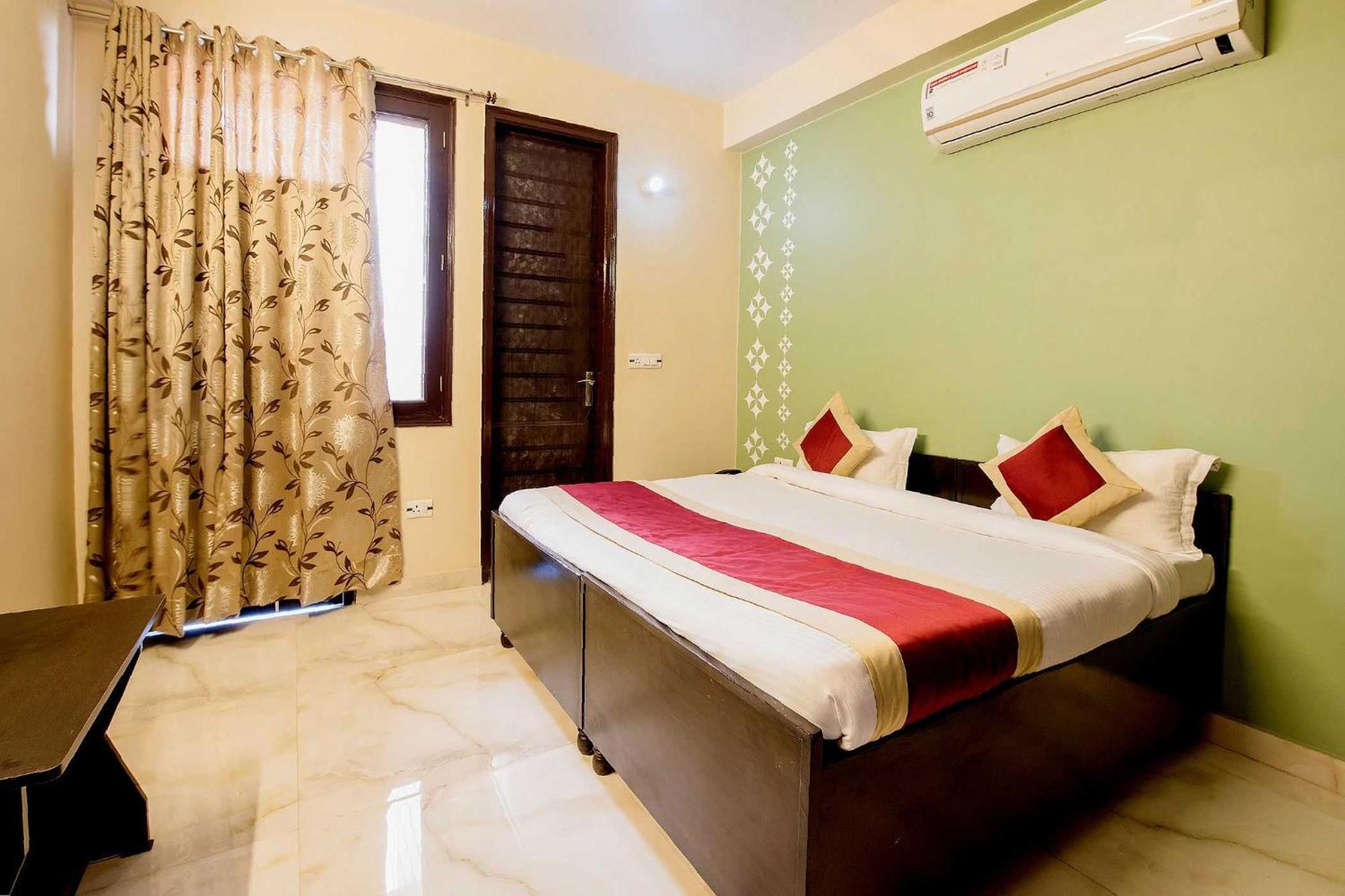 O Kanchan Near Palam Metro Station 3*