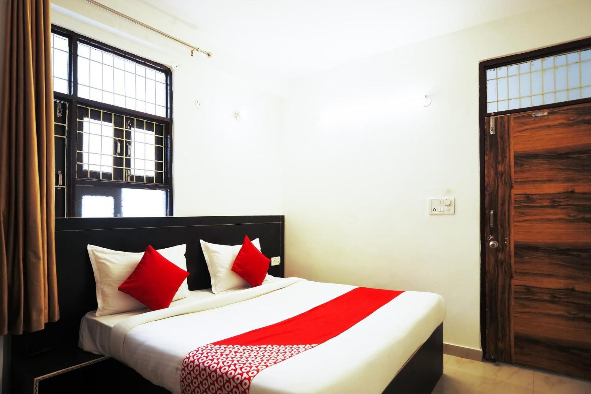 O Discovery Deluxe Hotel New Delhi