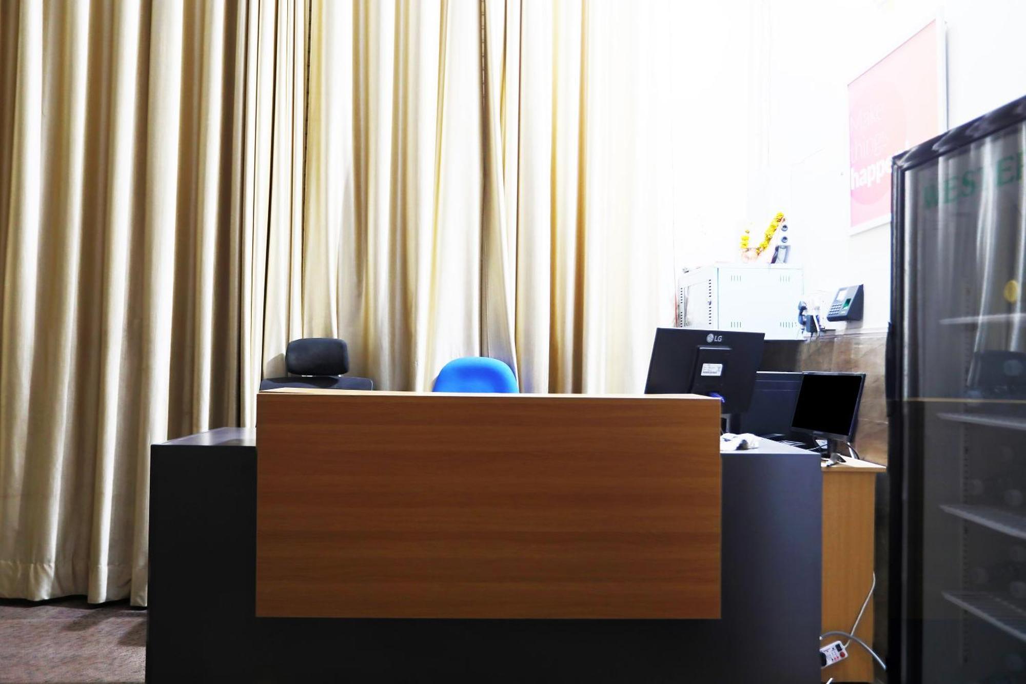 O Discovery Deluxe Hotel New Delhi