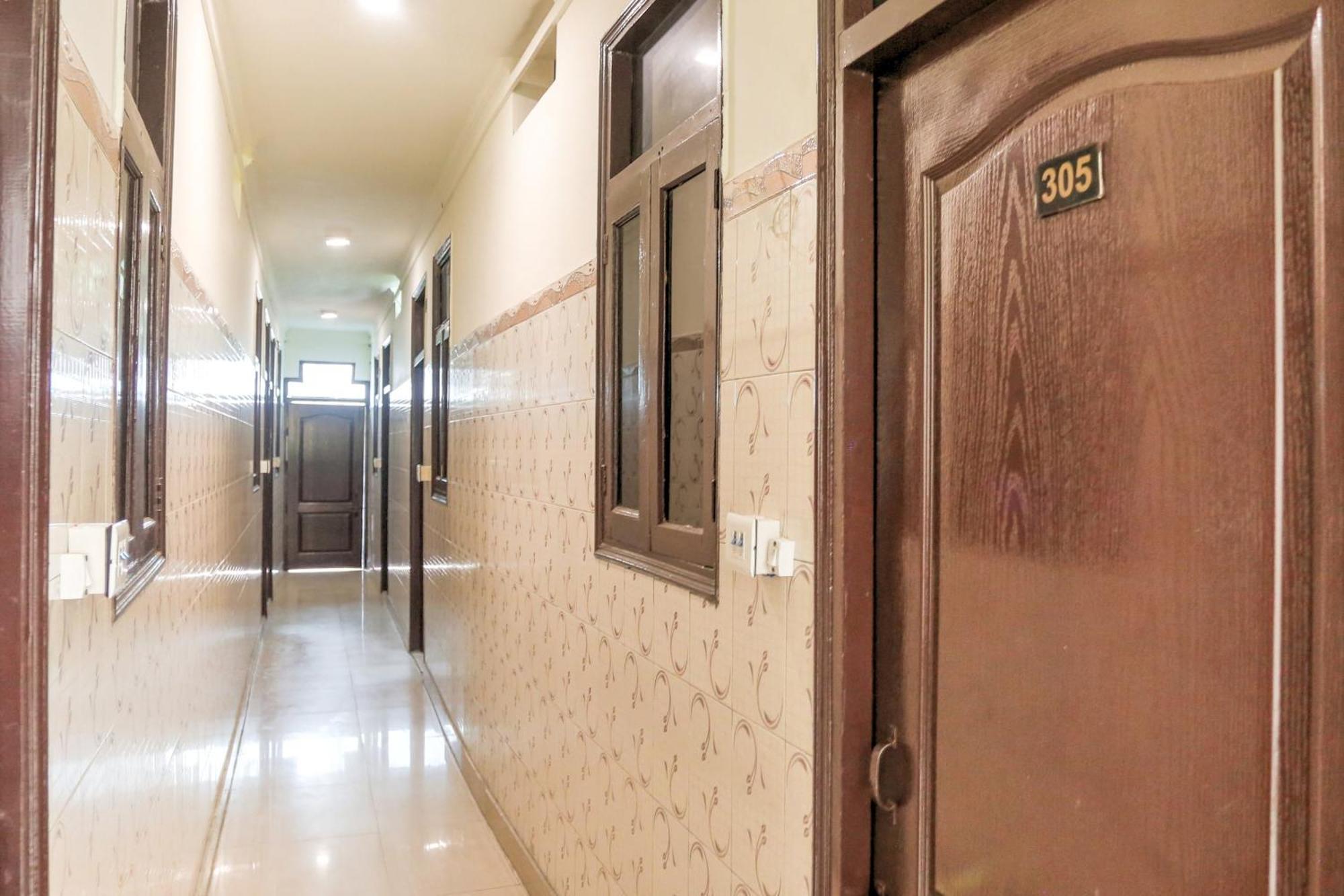 O Shri Sai Hotel 3*