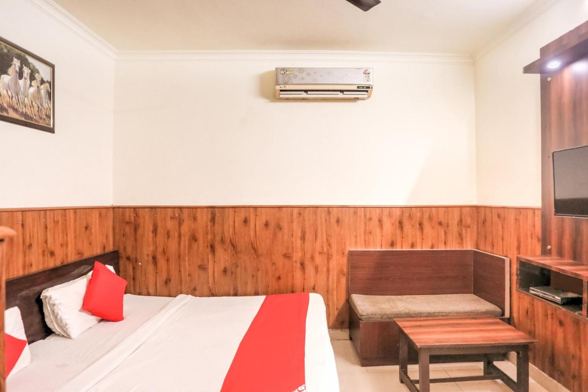 Hotel O Shri Sai Delhi (National Capital Territory of India)