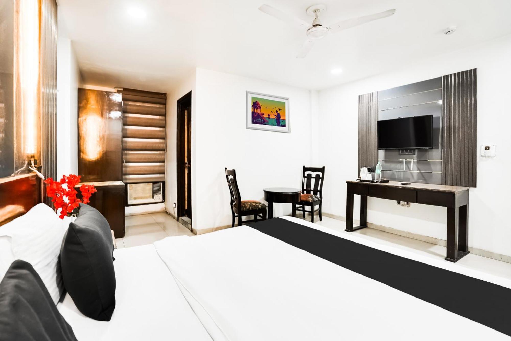 Hotel O Grand Peepal 4*