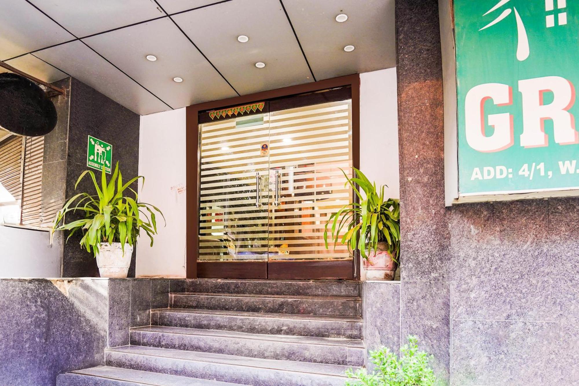 Hotel O Grand Peepal Delhi (National Capital Territory of India)