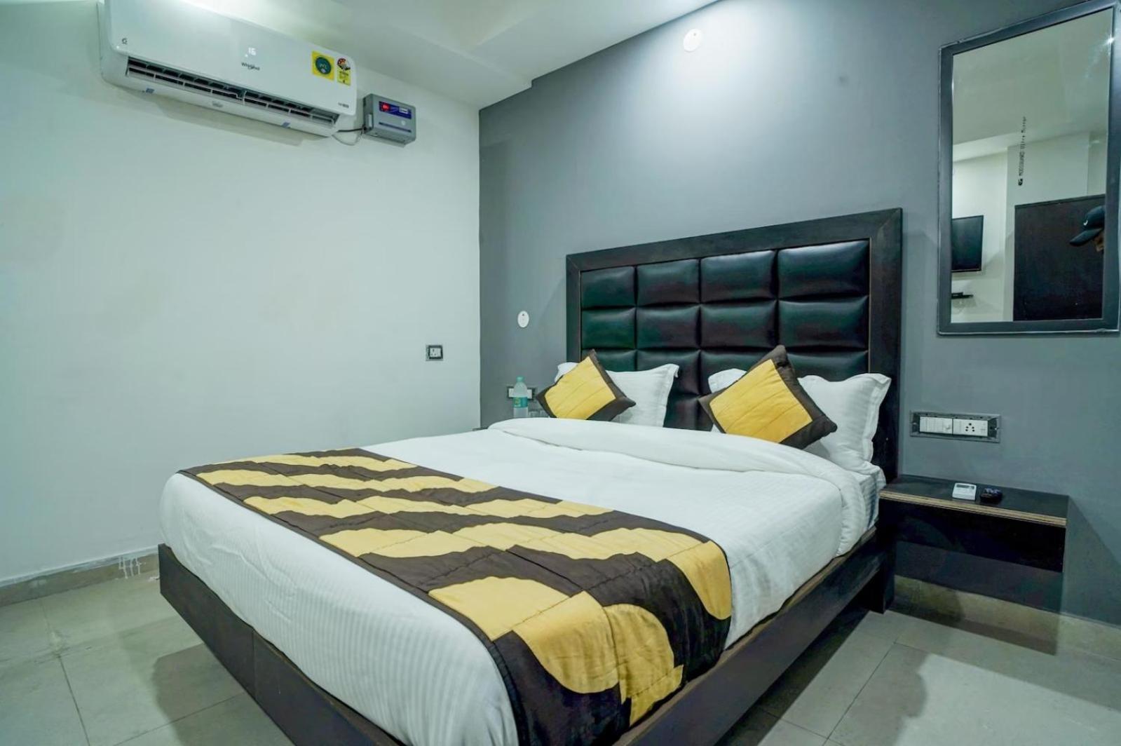Hotel Snapper'100 M From Delhi Near Isbt Kashmiri Gate