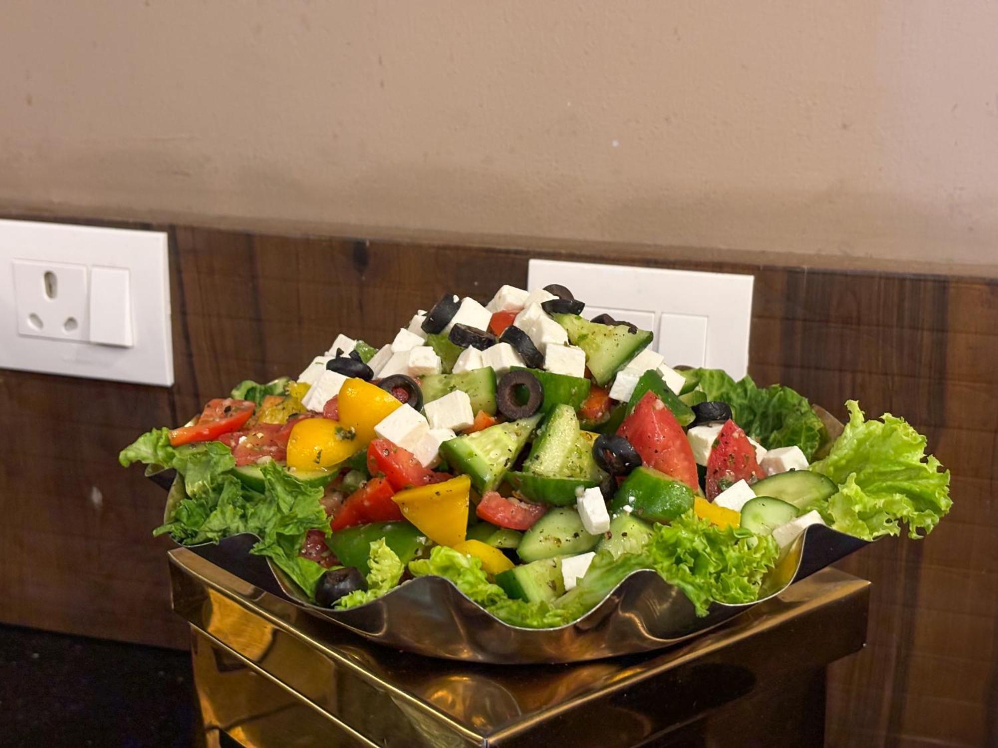 Hotel Oxmo Delhi Airport 4*